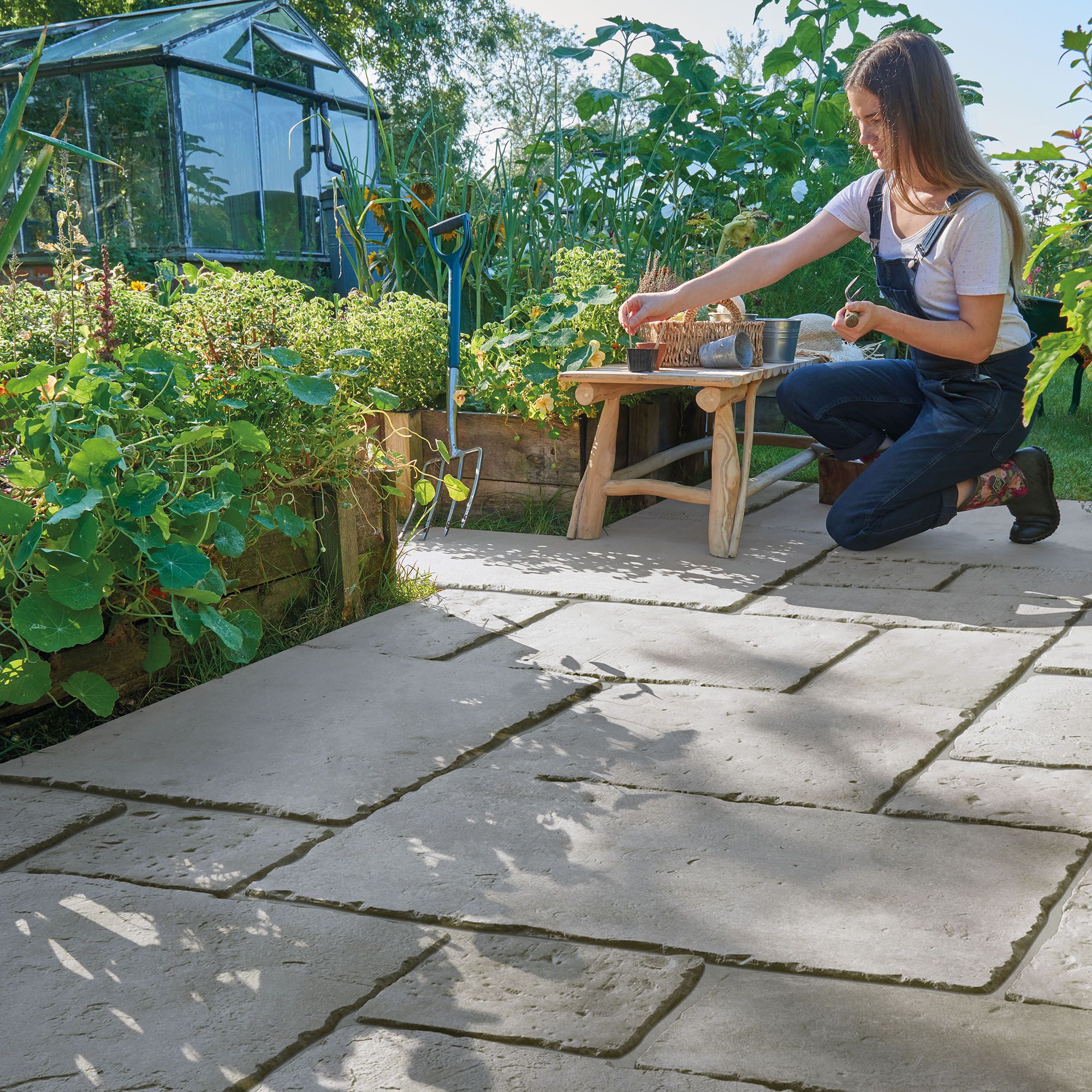 Bradstone Old town evolve Grey Concrete Paving slab, 7.2m² Pack of 27