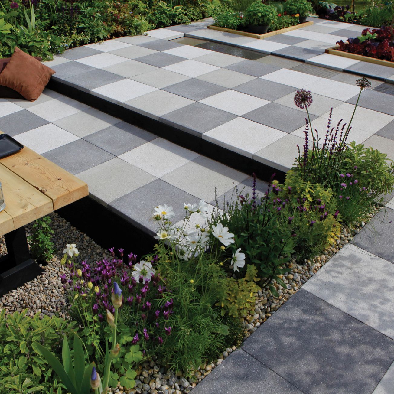 Bradstone Panache ground Silver grey Reconstituted stone Paving slab, 8.1m² (L)450mm (W)450mm Pack of 40