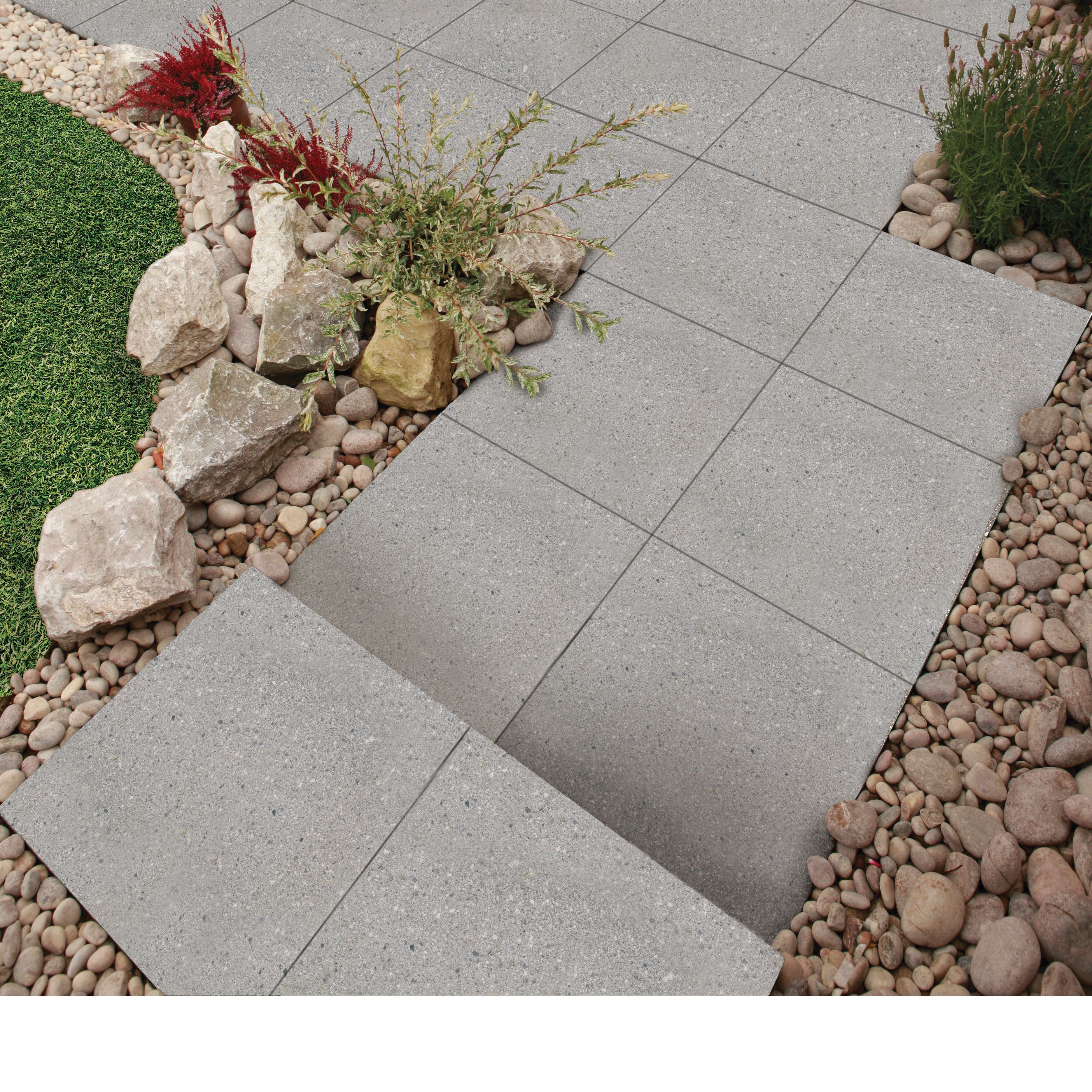Bradstone Panache ground Silver grey Reconstituted stone Paving slab, 8.1m² (L)450mm (W)450mm Pack of 40