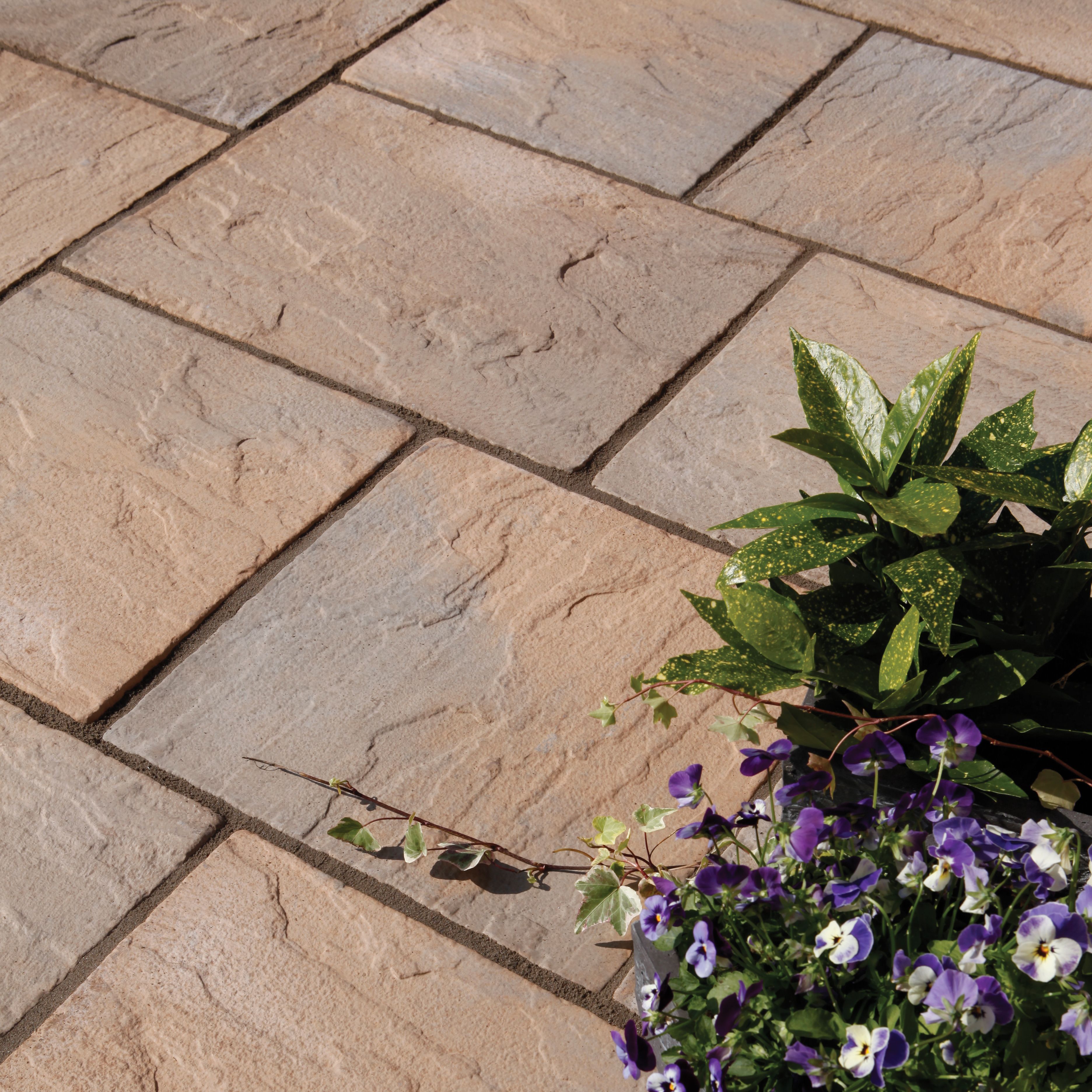 BradstoneAshbourne York brown Reconstituted stone Paving set, 9.72m² Pack of 48