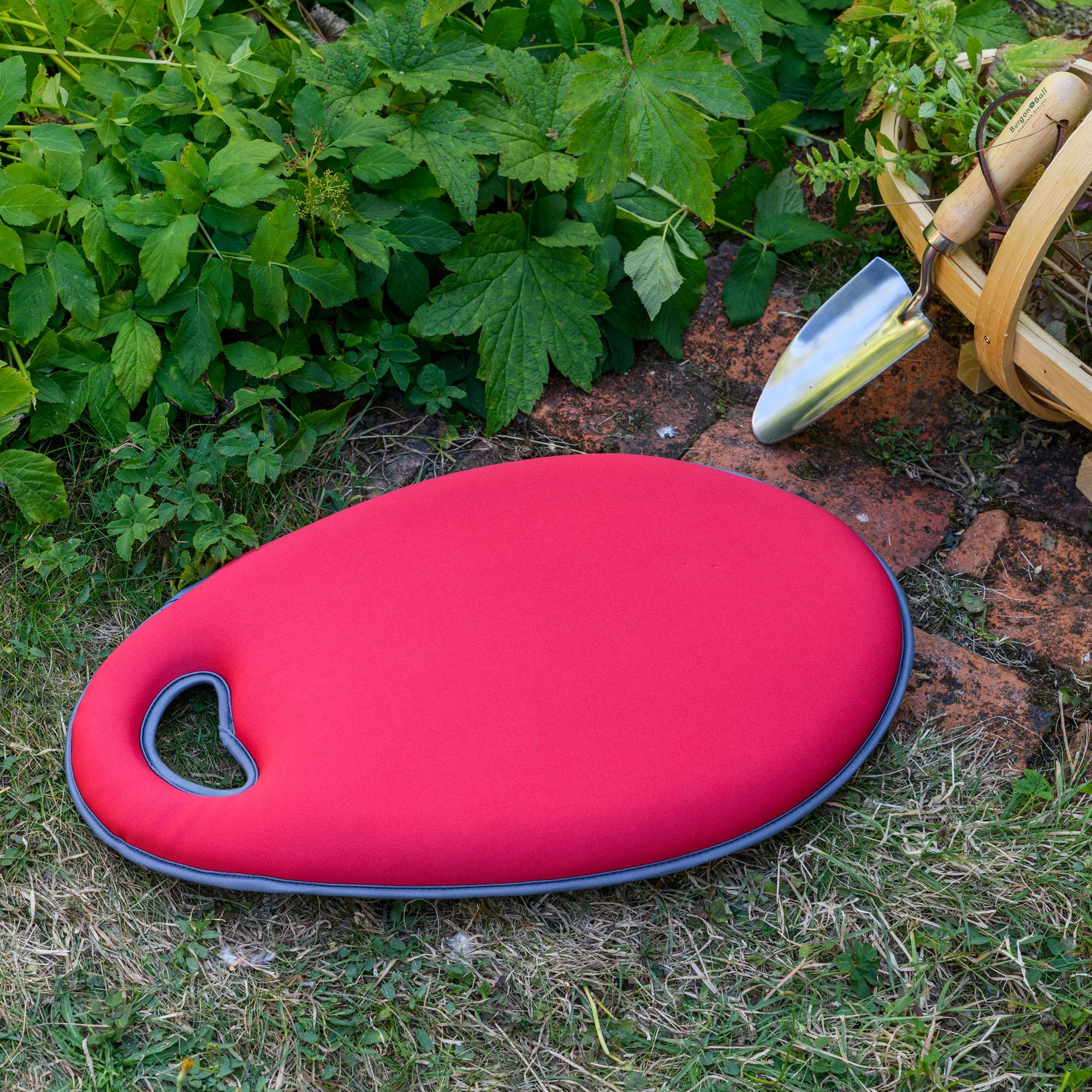 Burgon & Ball Poppy Kneeling mat (L)505mm (W)305mm