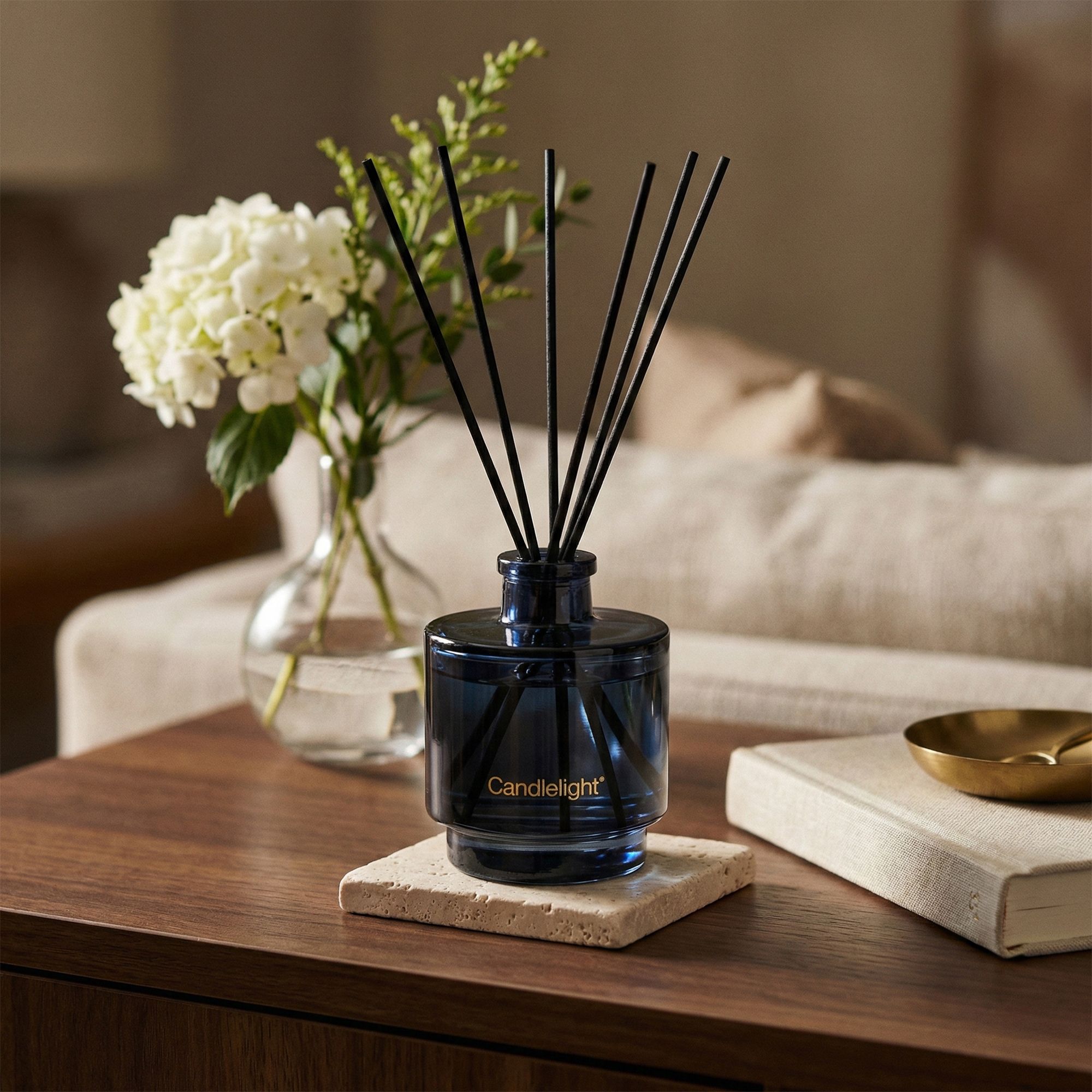 Candlelight Blue Hydrangea & Jasmine Reed diffuser, 200ml