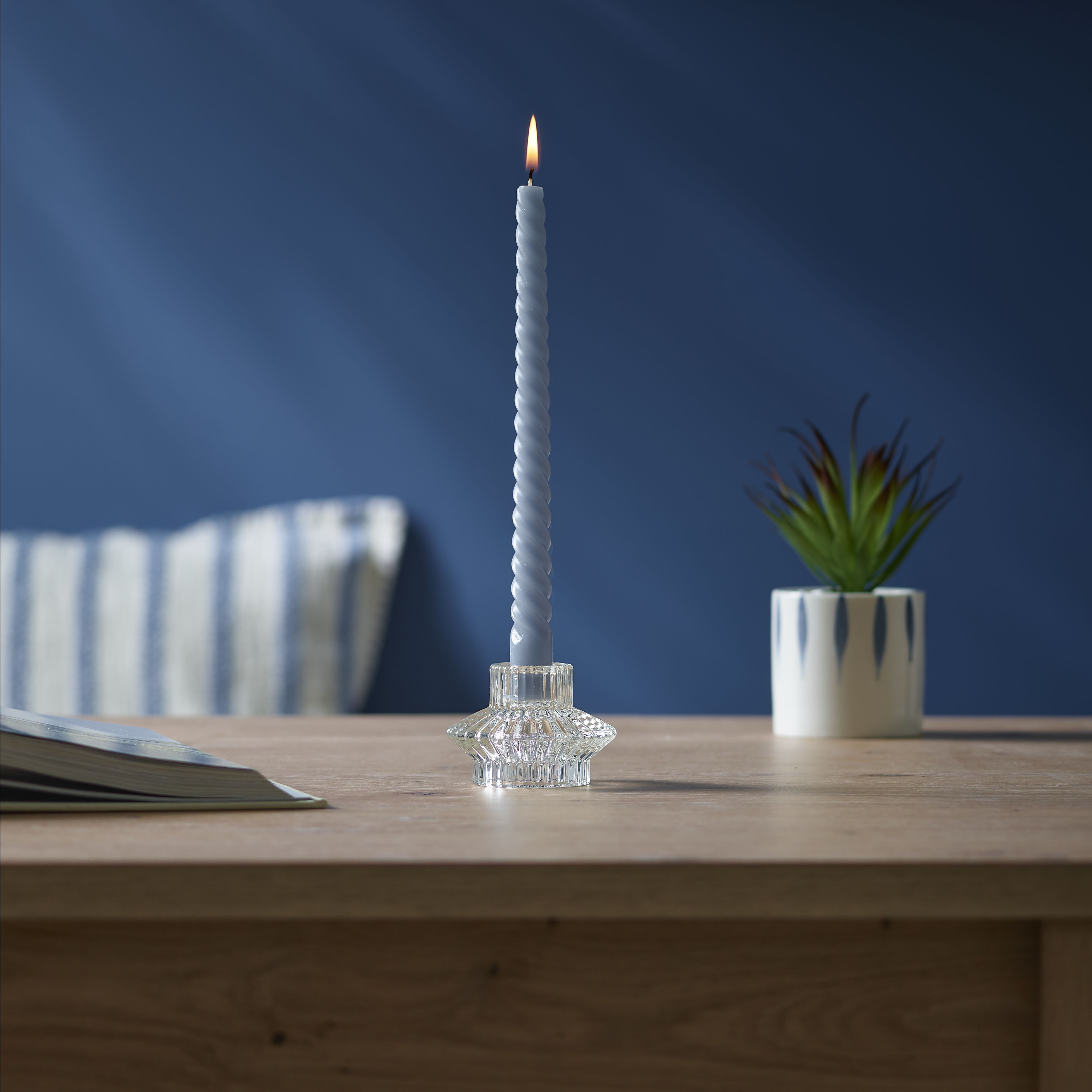 Candlelight Blue Unscented Small Dinner candle, Pack of 4