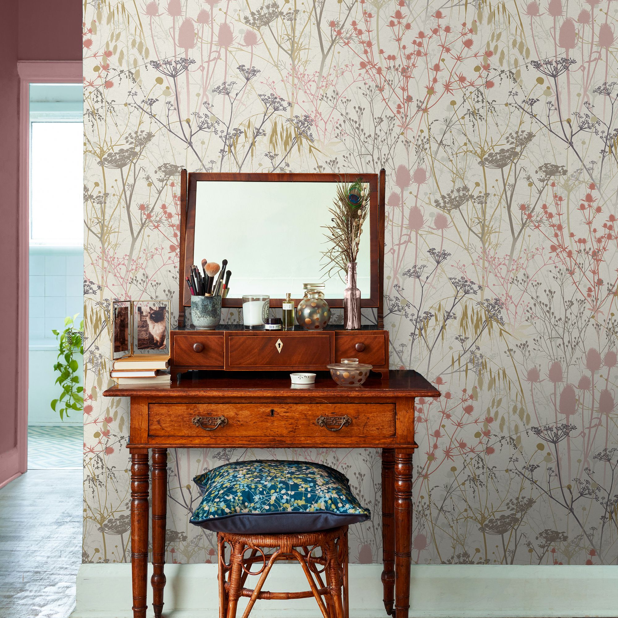 Clarissa Hulse Summer Border Cream, Pink & Purple Smooth Wallpaper