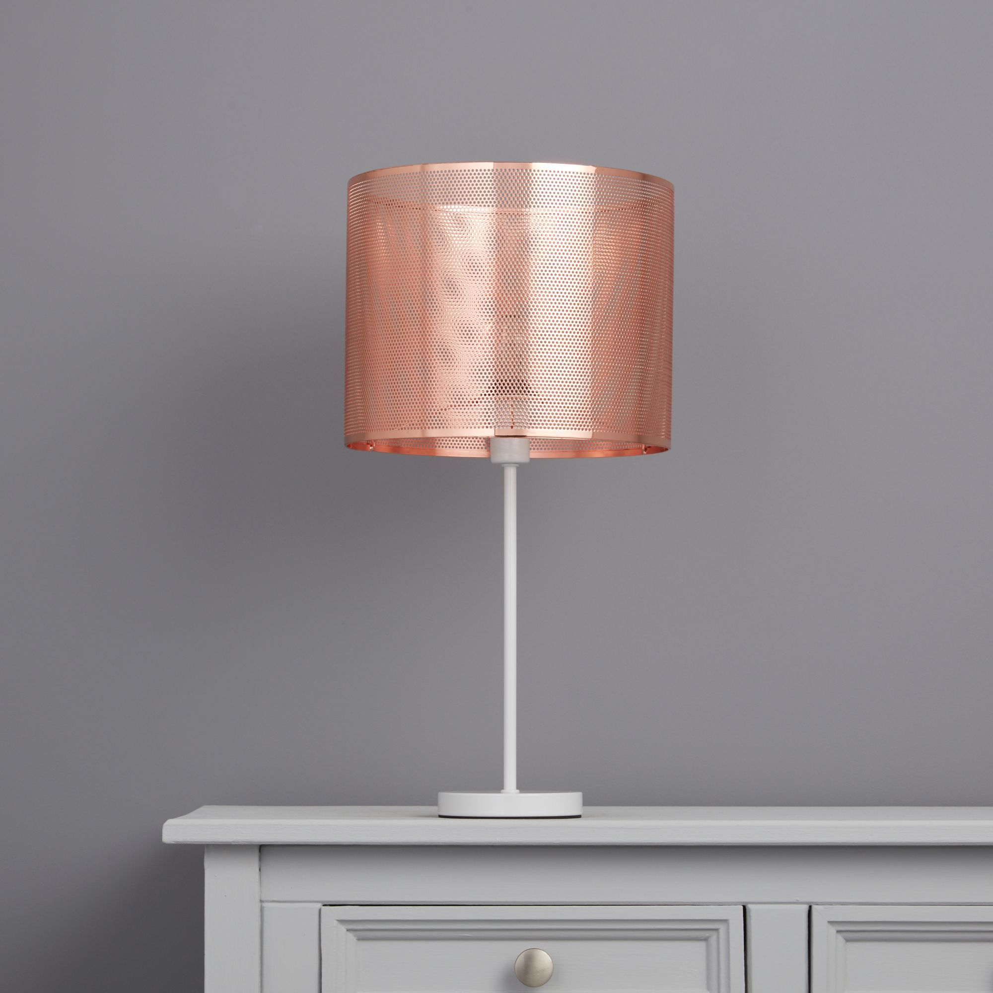 Copper effect deals light shade