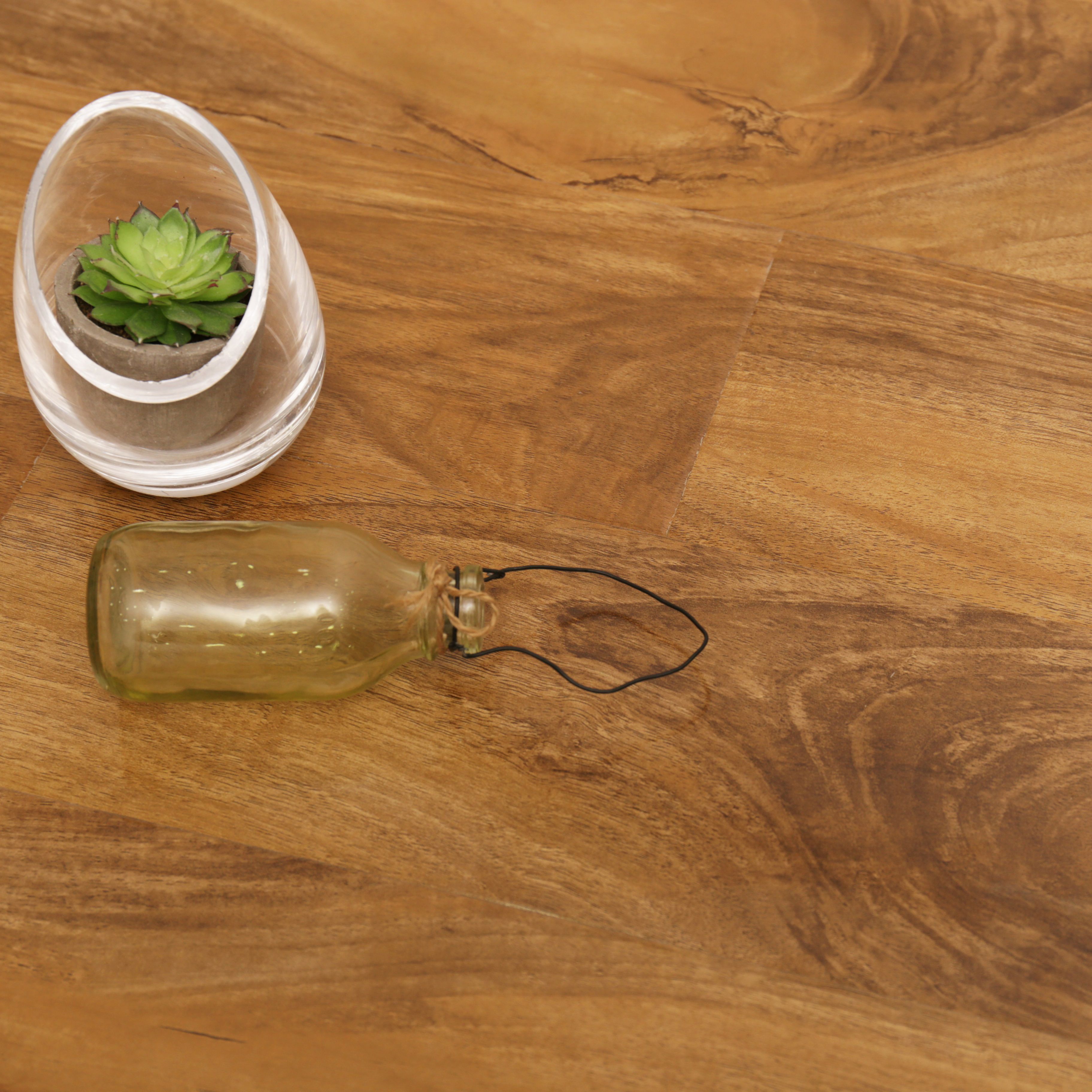 Colours Dolce Walnut effect Laminate Flooring, 1.19m²
