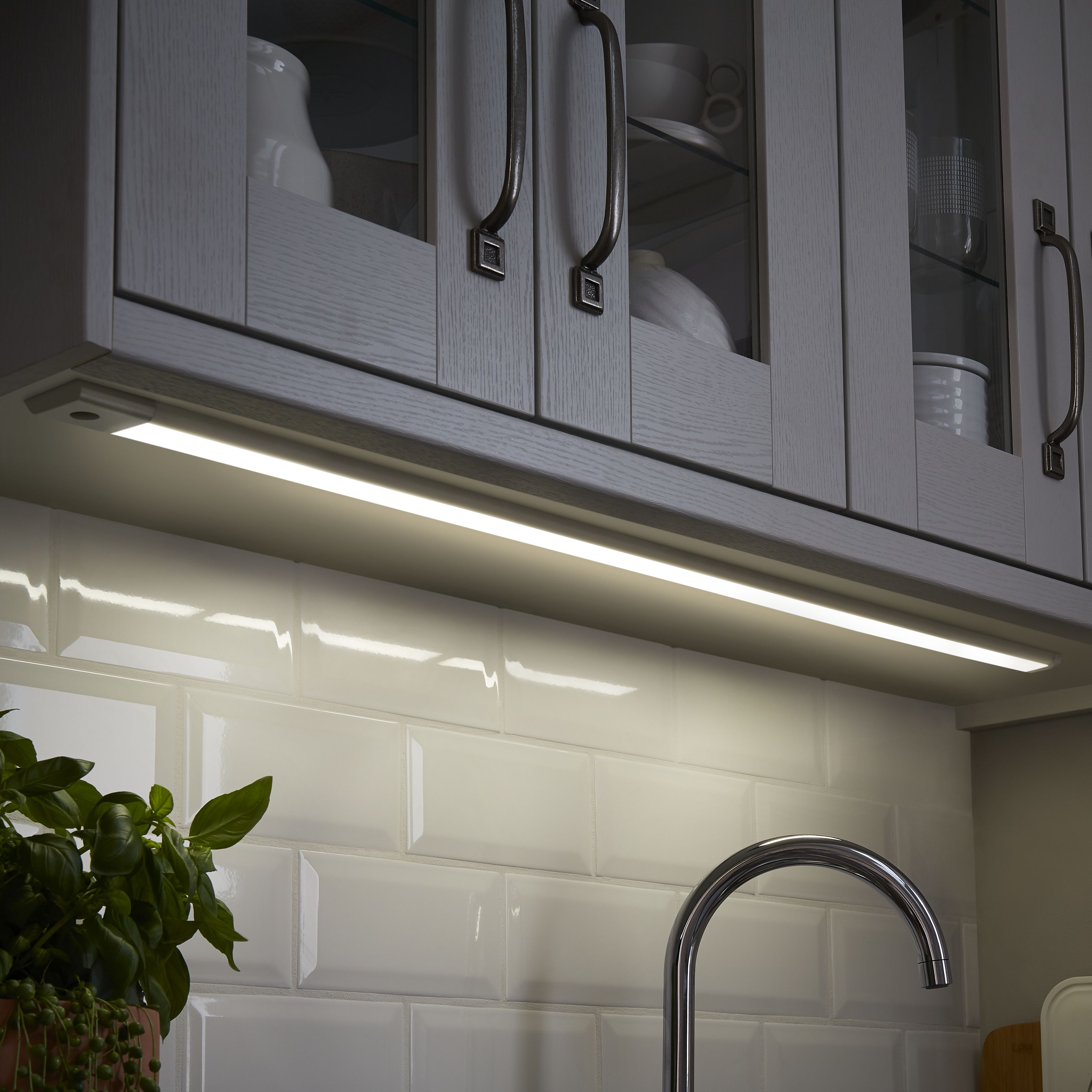 Under cupboard on sale led lights