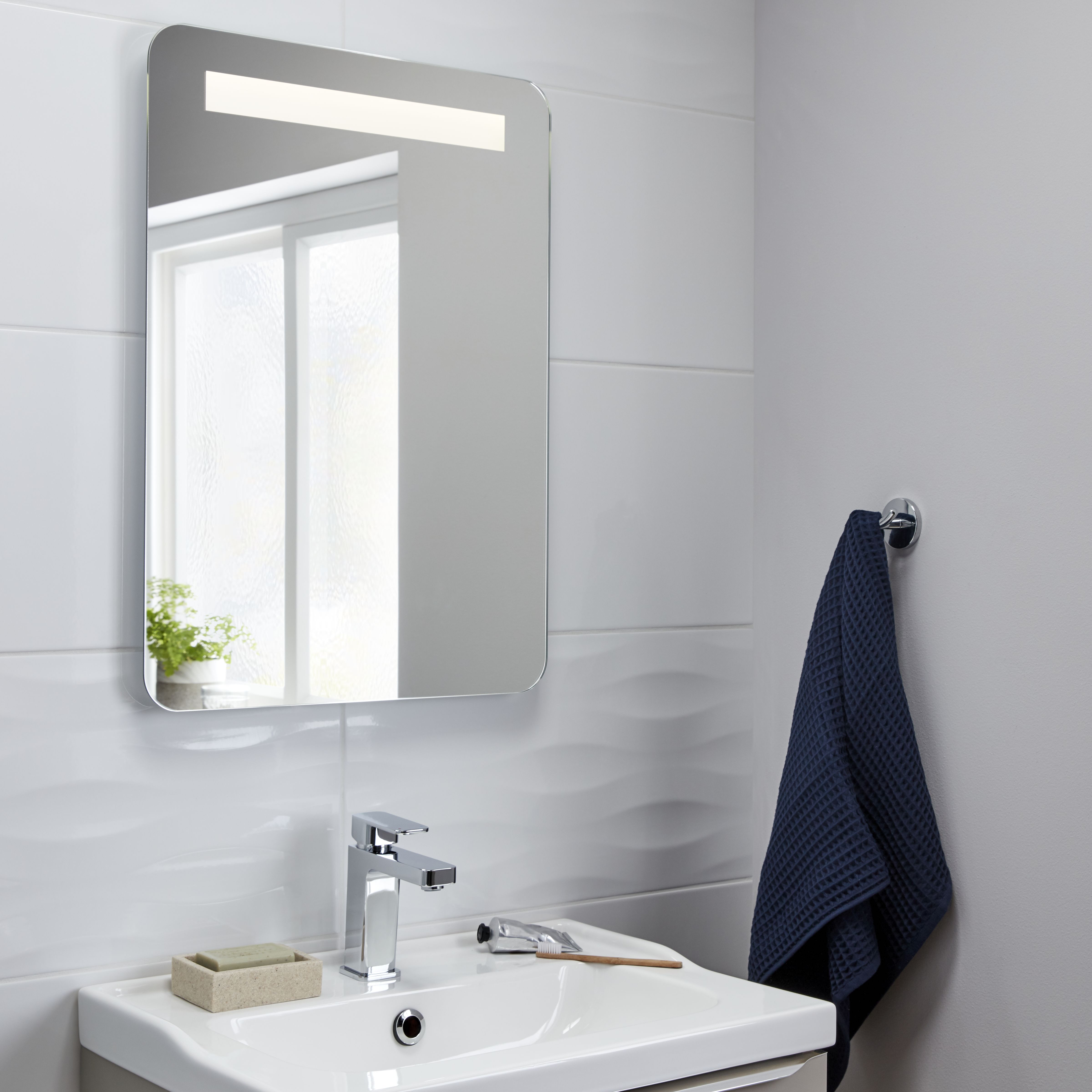 Cooke & Lewis Colwell Rectangular Wall-mounted Bathroom Illuminated Bathroom mirror (H)70cm (W)50cm