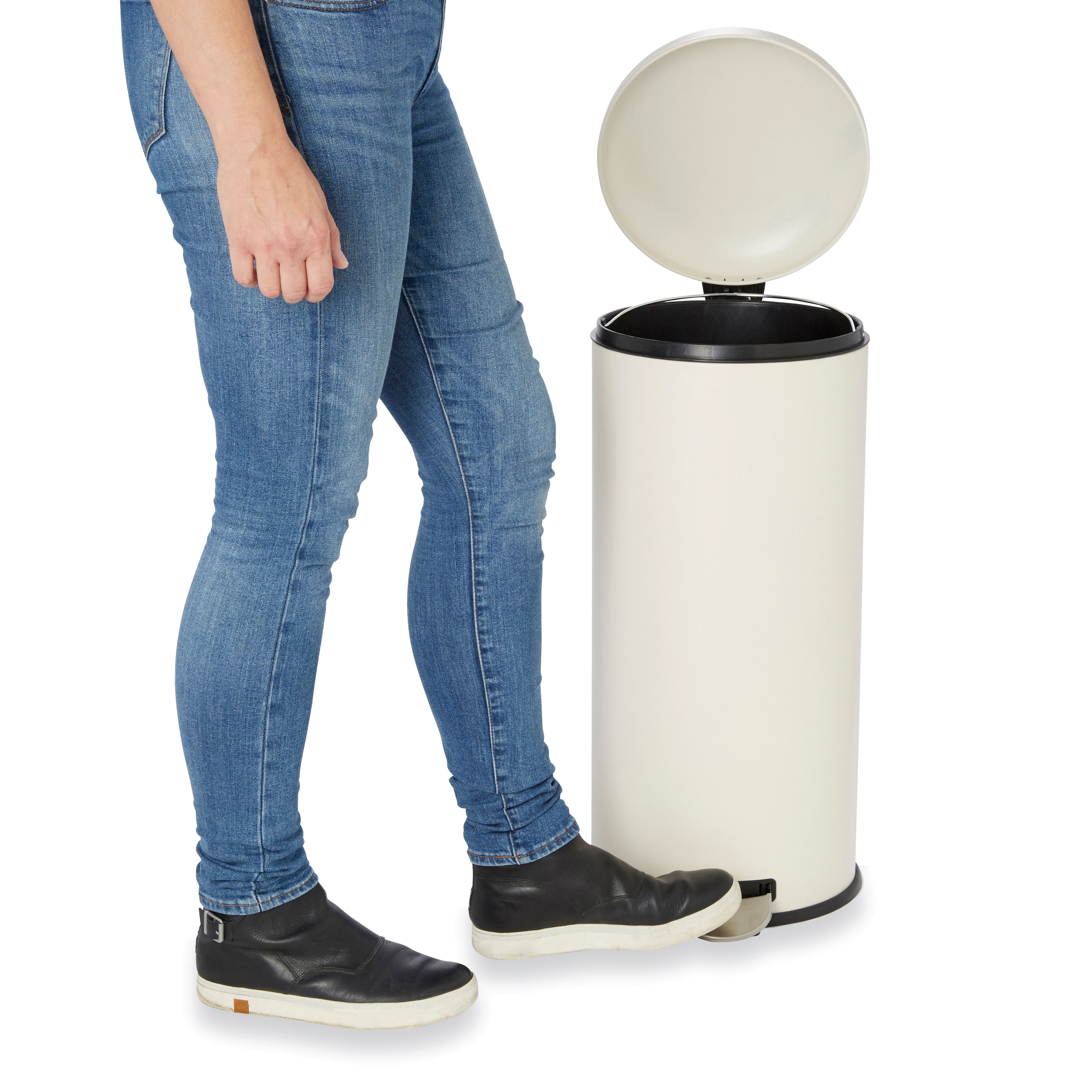 Cooke & Lewis Gerra Cream Metal Pedal Bin - 30L