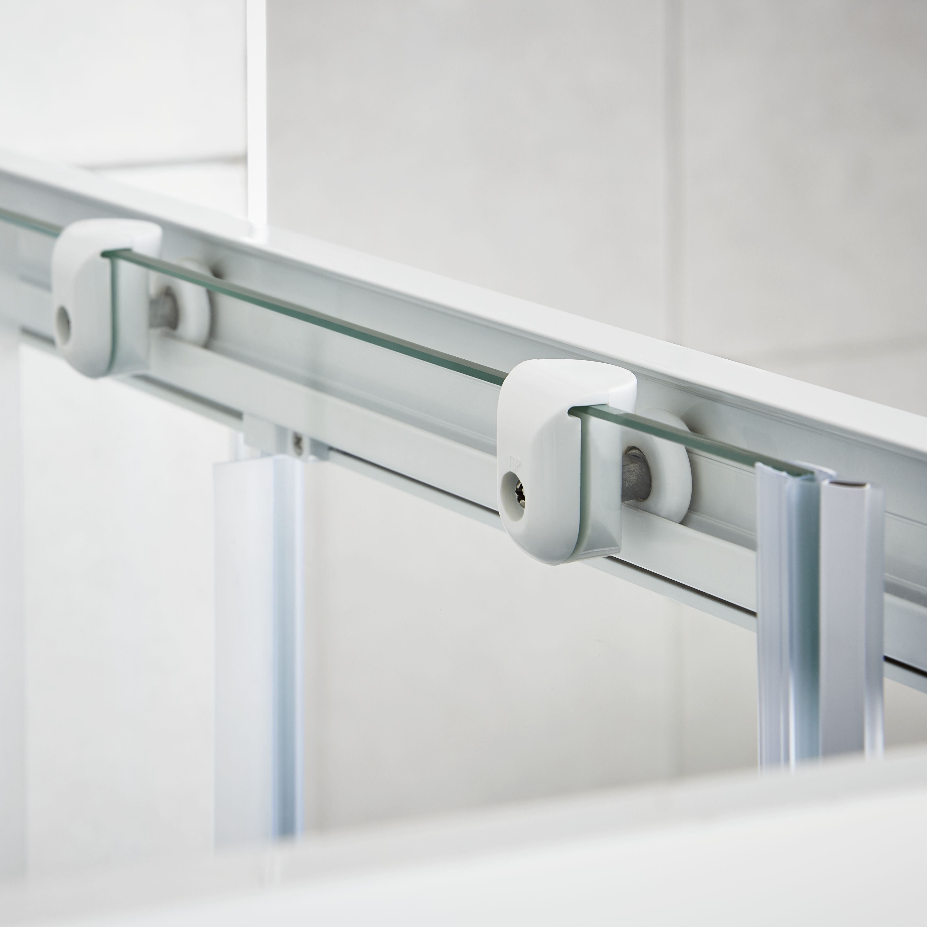 Cooke & Lewis Onega Frosted Universal Square Shower enclosure with Corner entry double sliding door (W)76cm (D)76cm