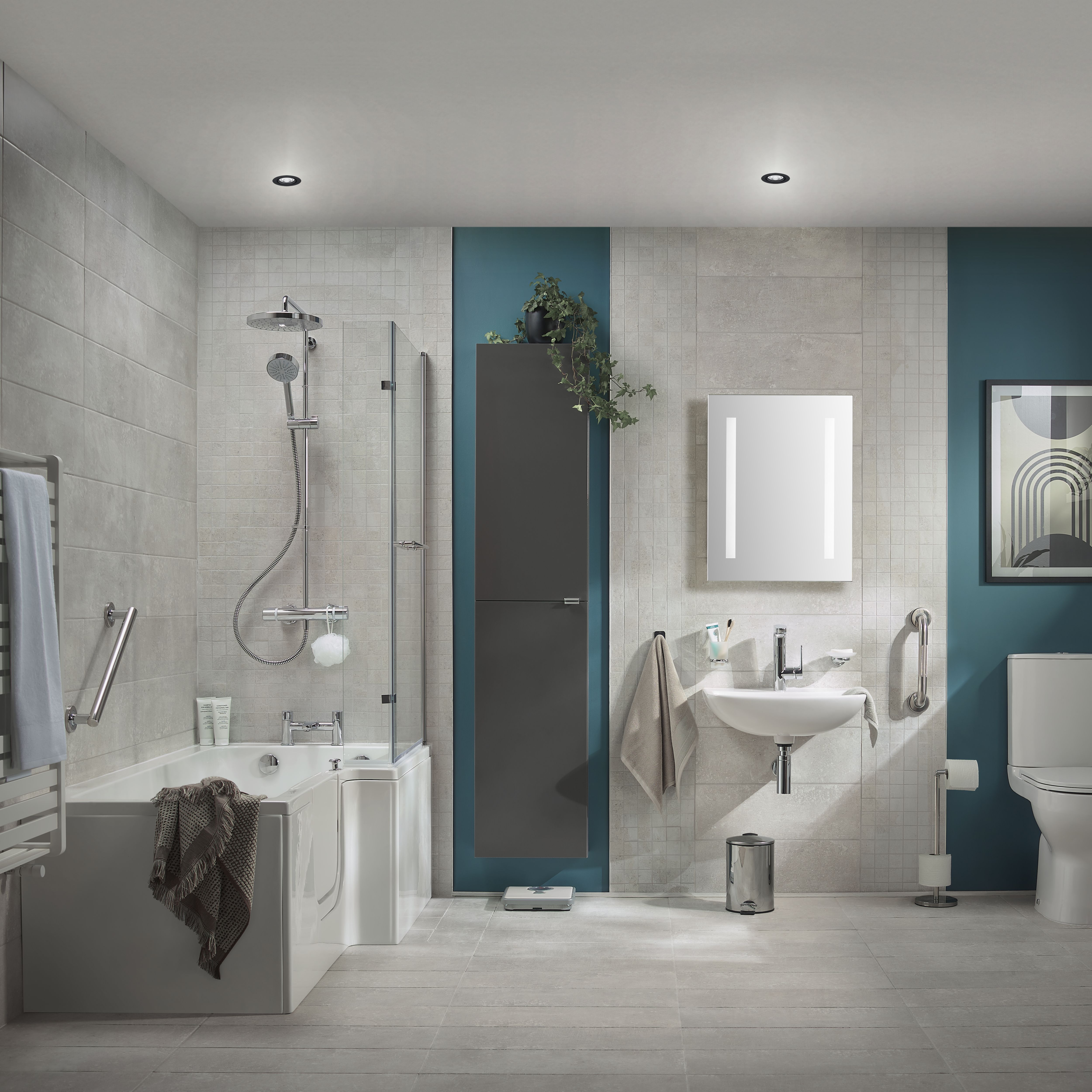 Cooke & Lewis White Easy-access Acrylic L-shaped Left-handed Shower Bath (L)1700mm (W)850mm