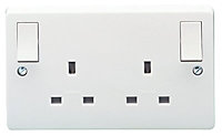 Crabtree White Double 13A Switched Socket