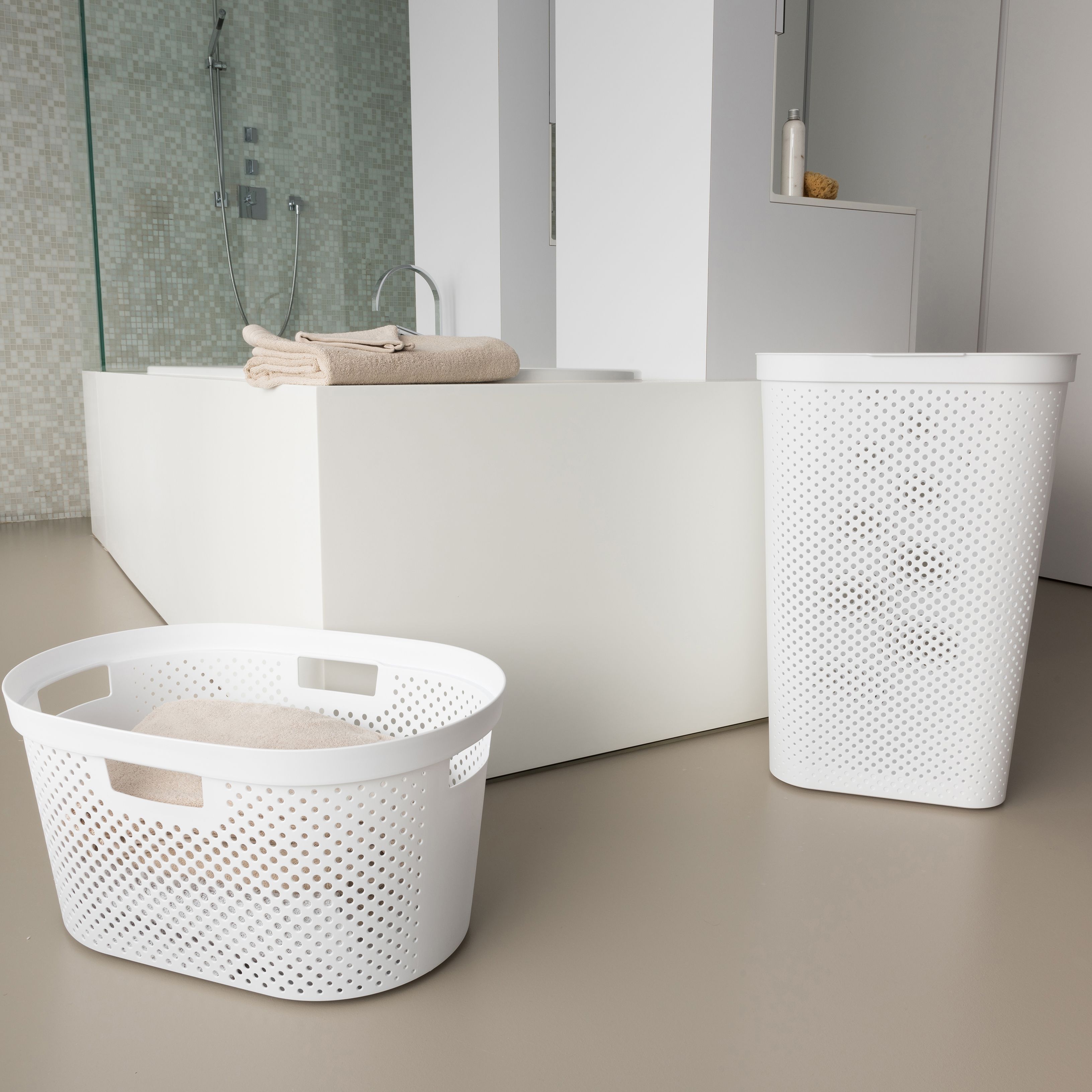 Curver Infinity White Plastic Large Laundry hamper, 60L