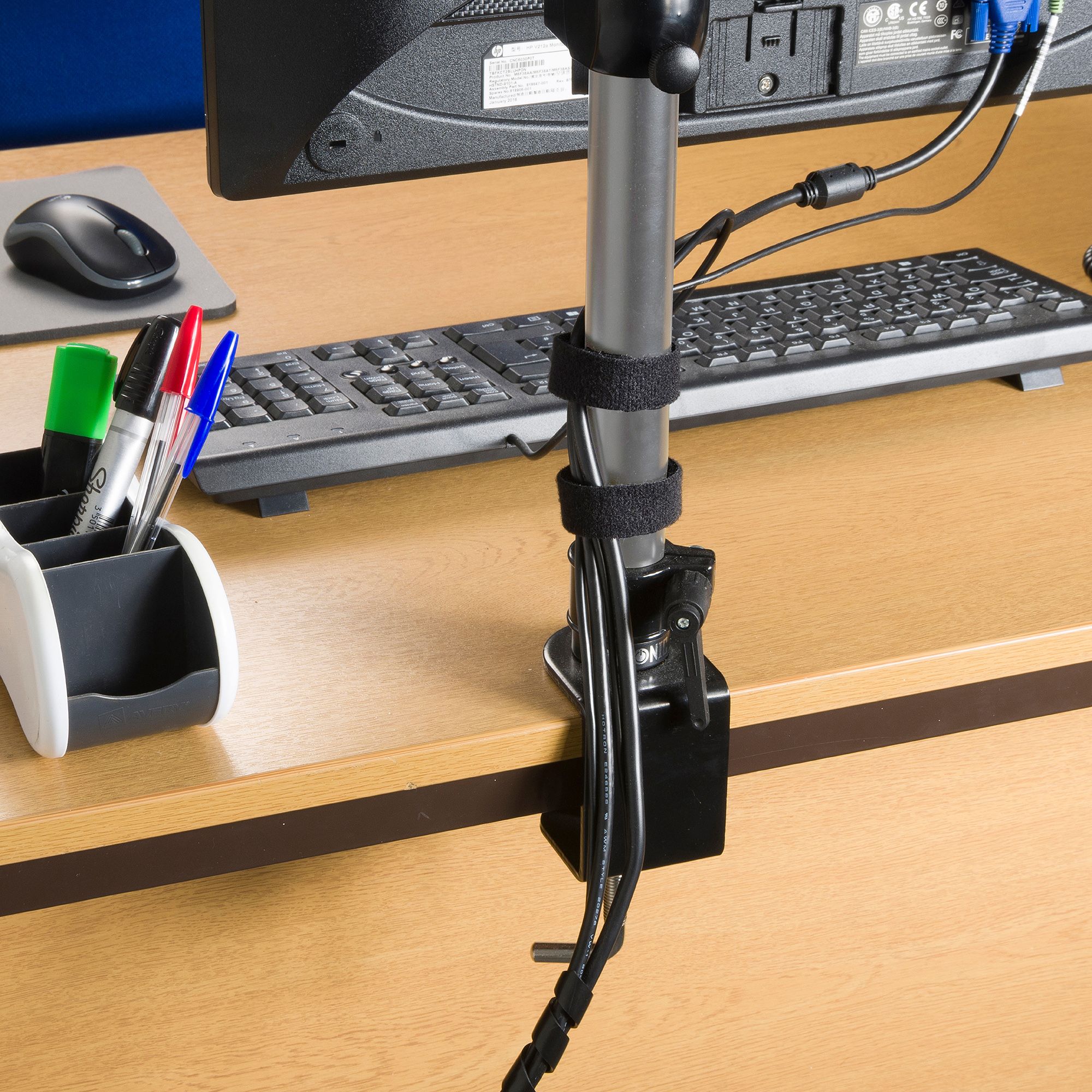 D-Line Black 4 Piece Cable tidy kit