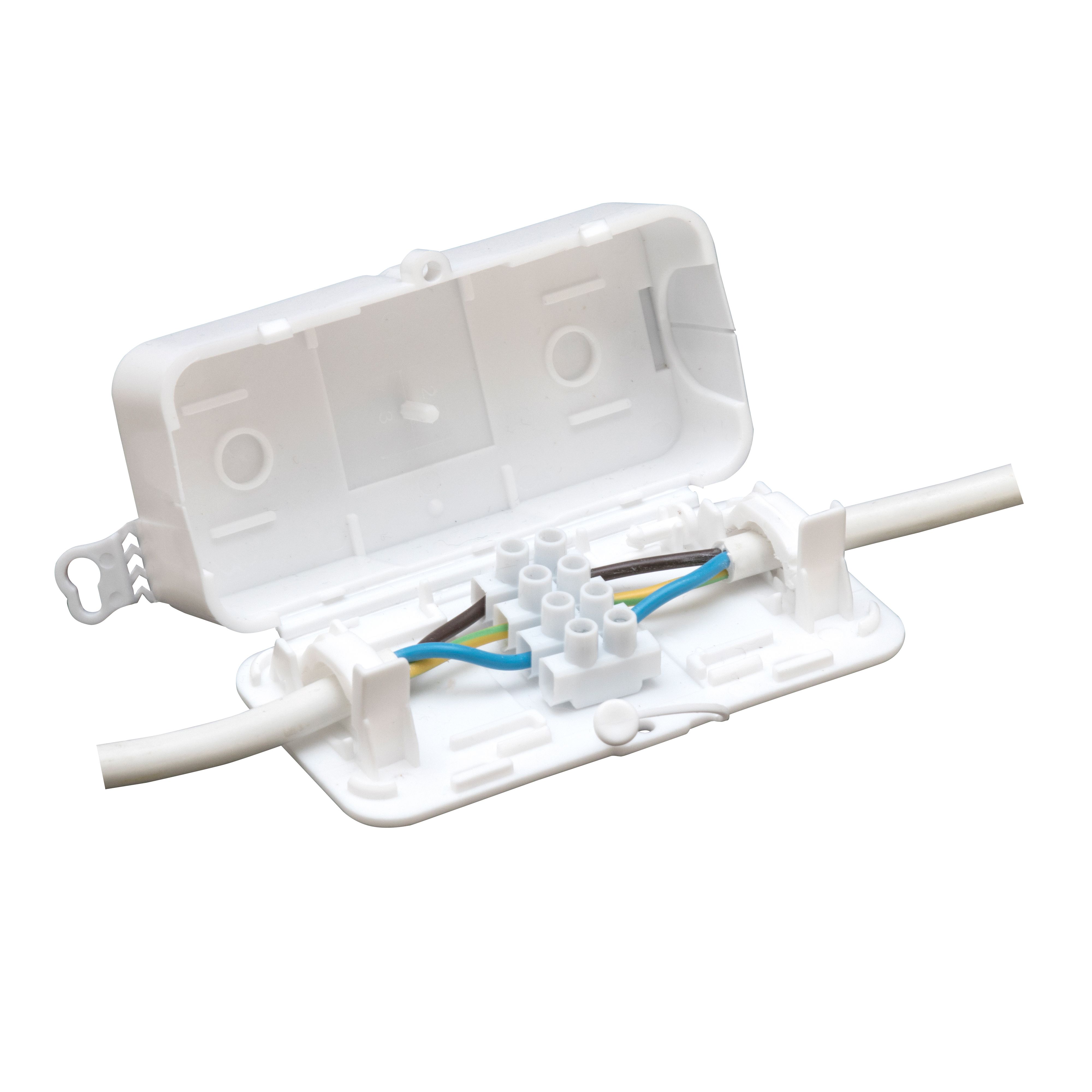Debox White Indoor 24A Rectangular Junction box (W)97mm