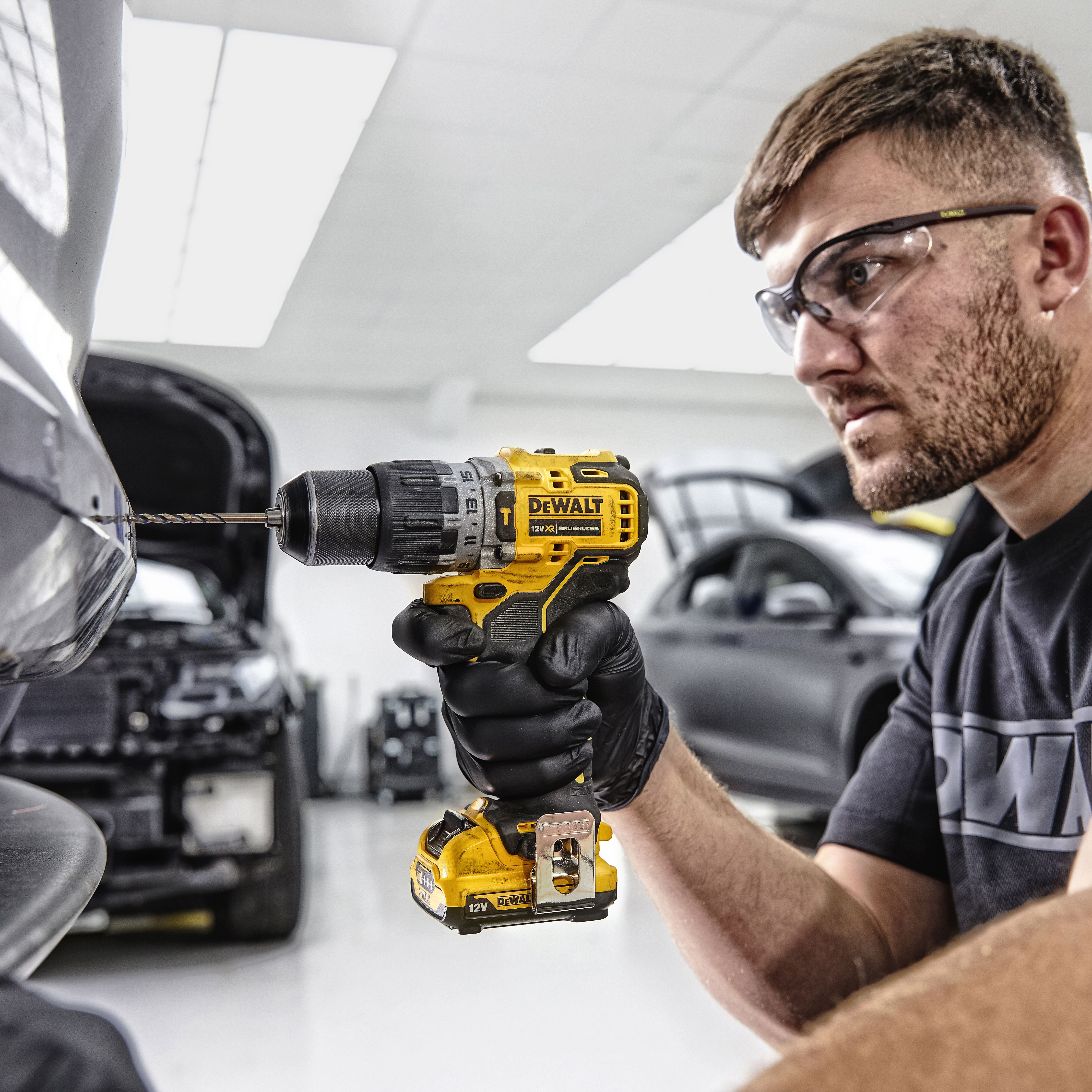DeWalt 12V 2 x 2 Li-ion Cordless Percussion drill DCD706D2-GB
