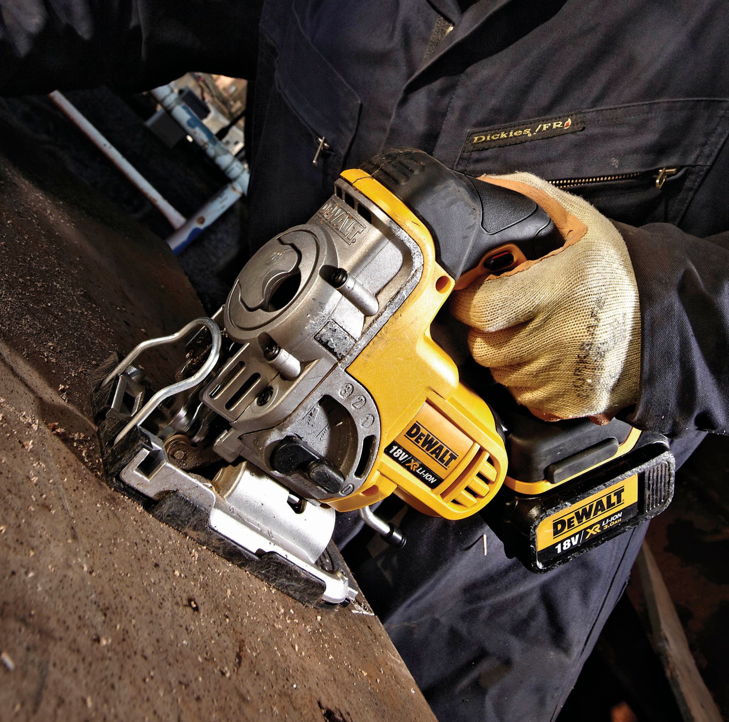 DeWalt 18V Cordless Jigsaw DCS331N Bare Tradepoint