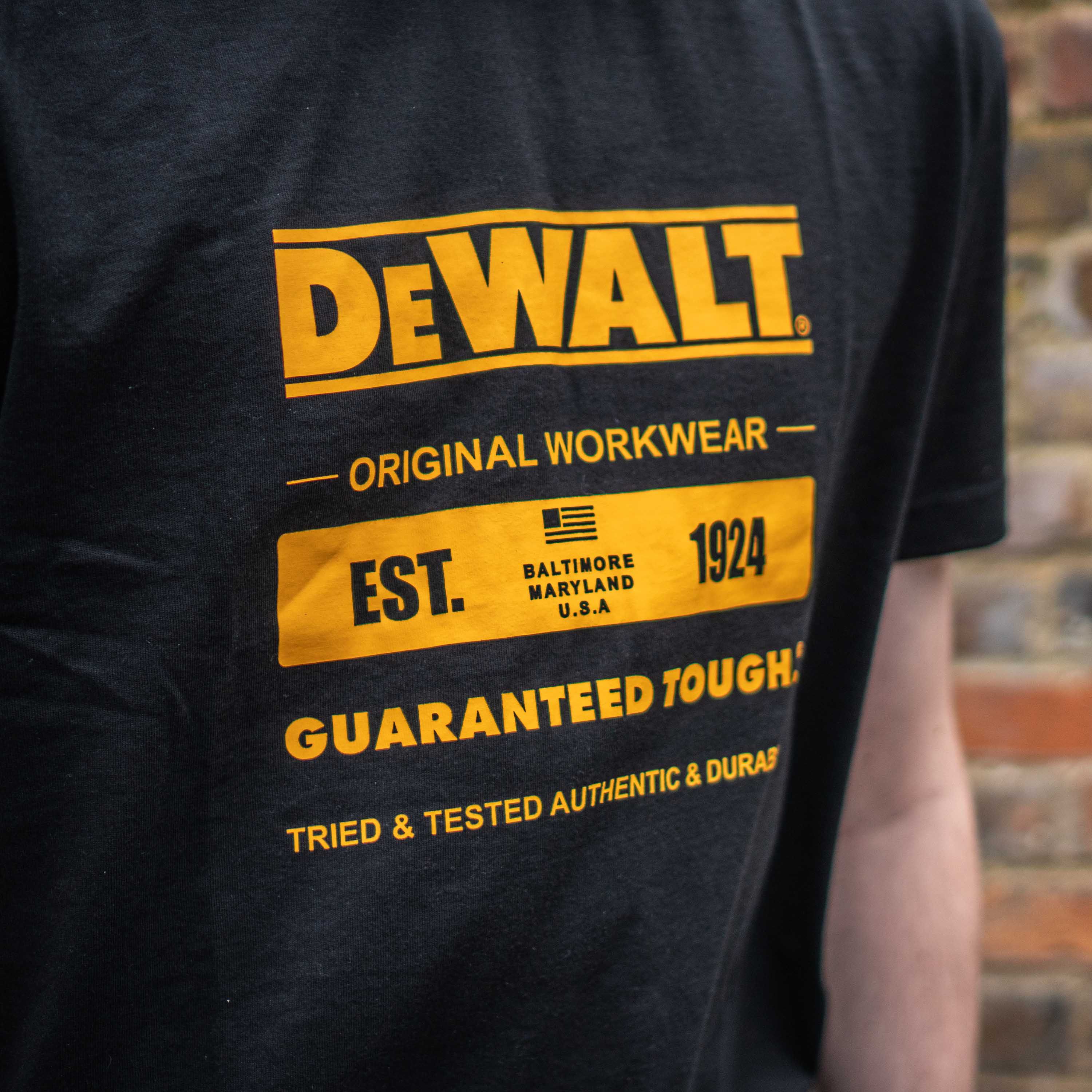 DeWalt Lewes Black T-shirt Large