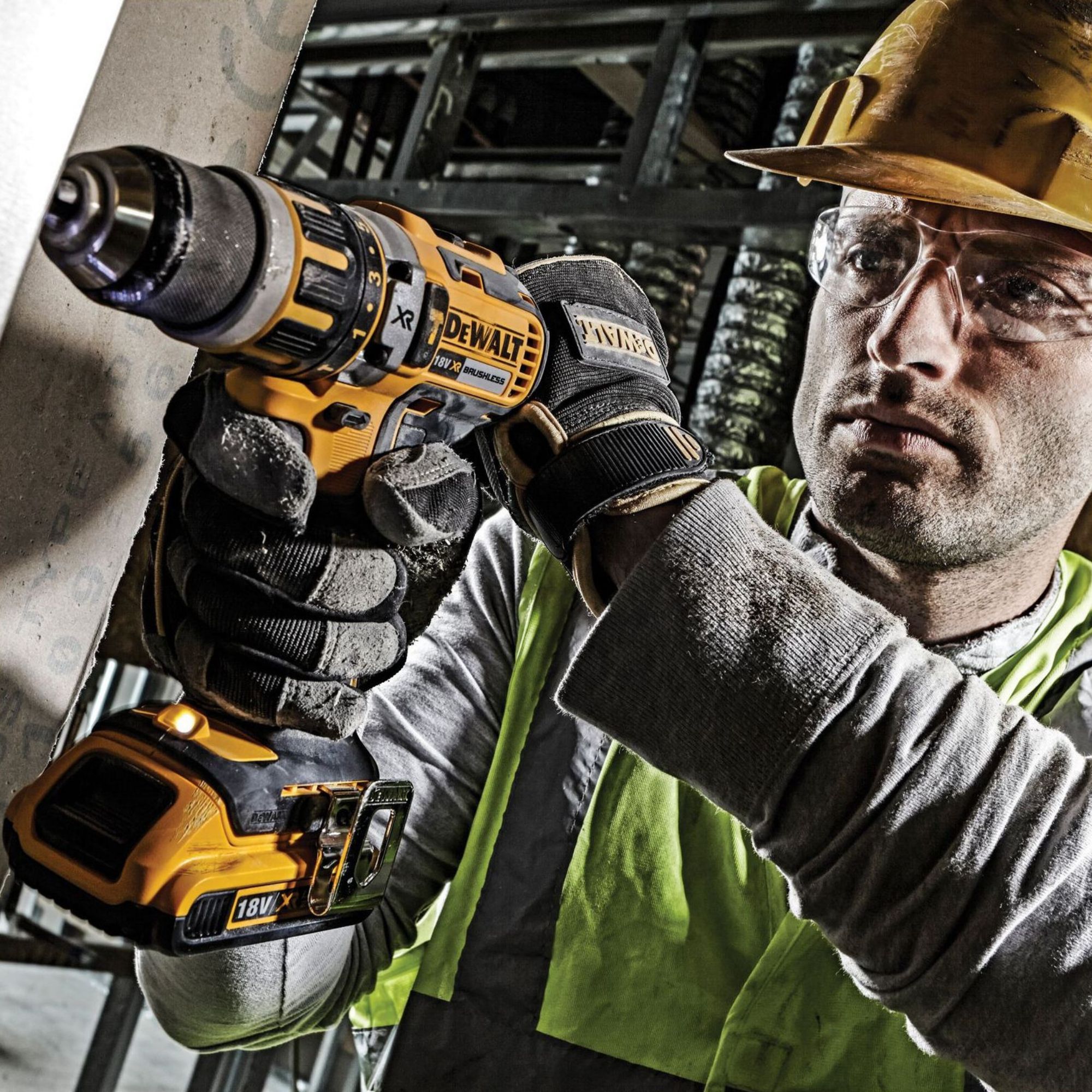 DeWalt XR 18V 2 x 2 Li ion Brushless Cordless Combi drill DCD795D2