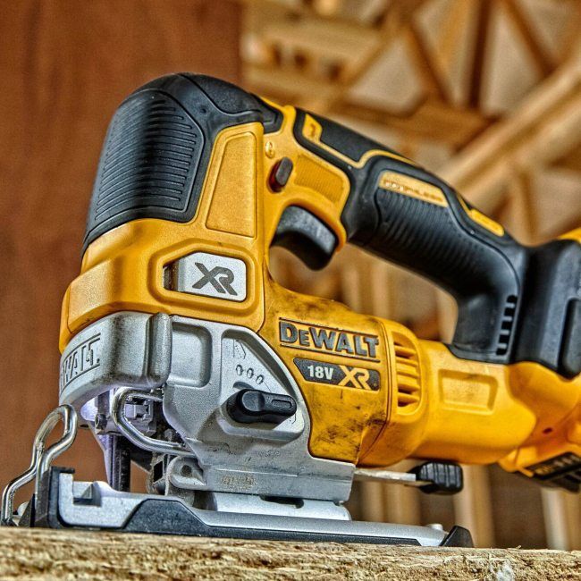 Dewalt jigsaw dcs334n hotsell