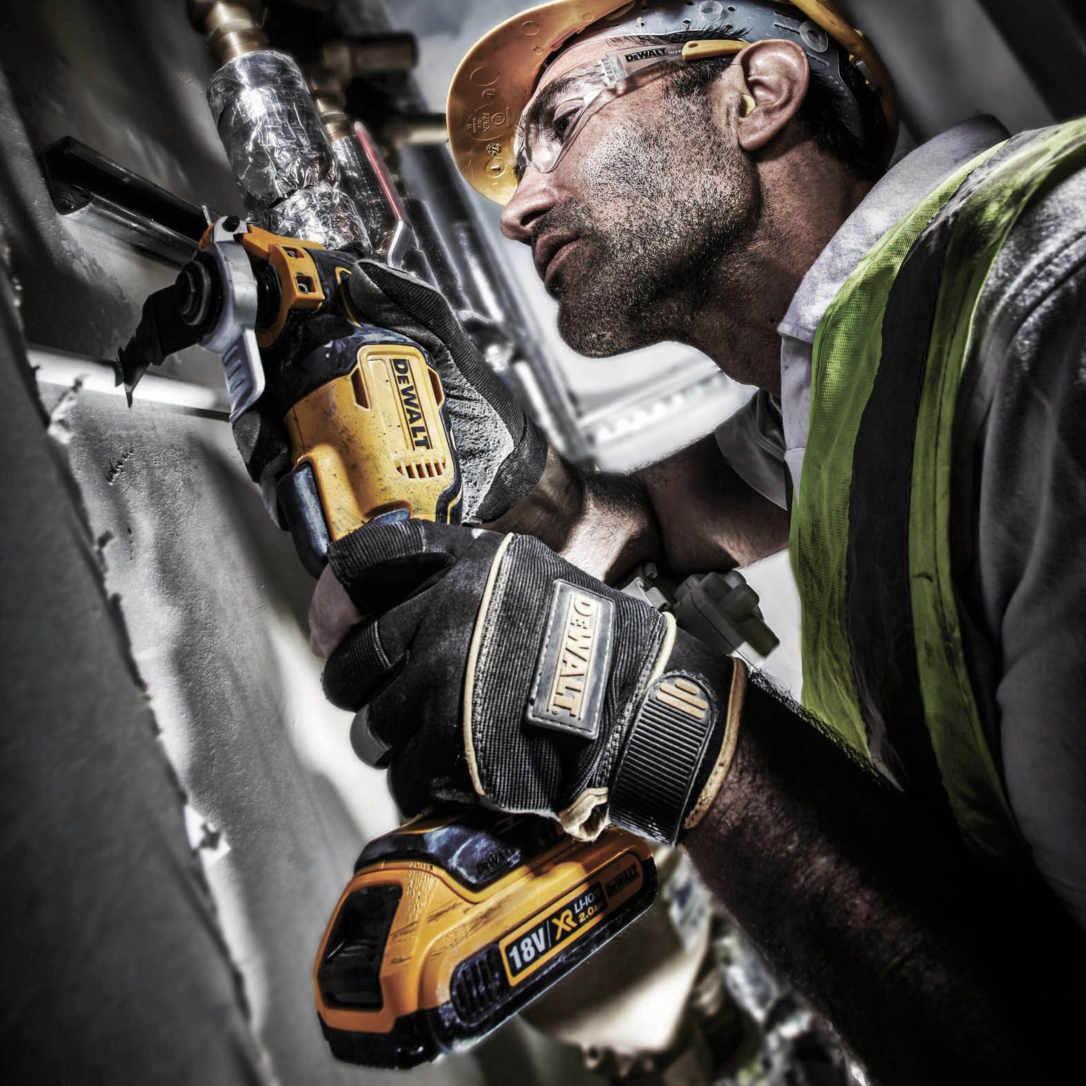 DeWalt XR 18V XR Cordless Multi tool (Bare Tool) - DCS355N-XJ