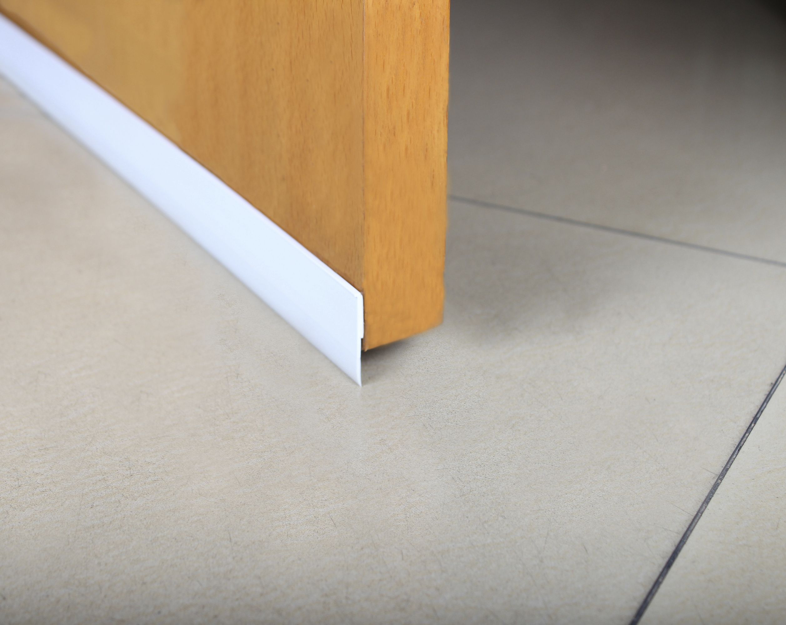 Diall Polyvinyl chloride (PVC) & rubber Self-adhesive Draught excluder, (L)1m
