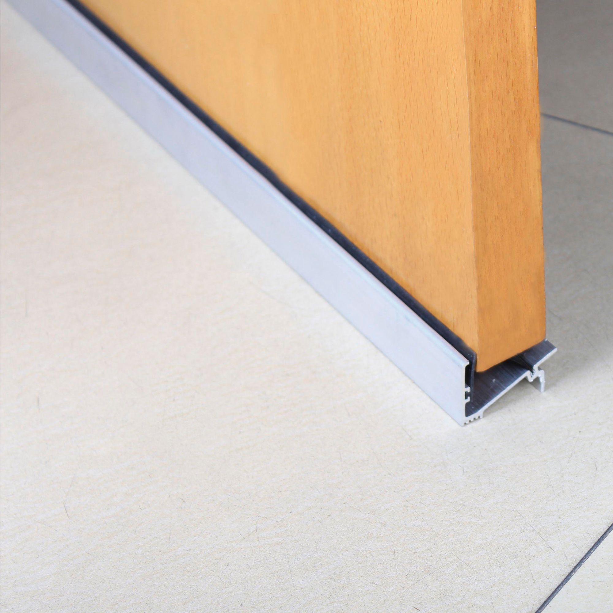 Diall Silver Polyvinyl chloride (PVC) Two part threshold door seal, (L)914mm