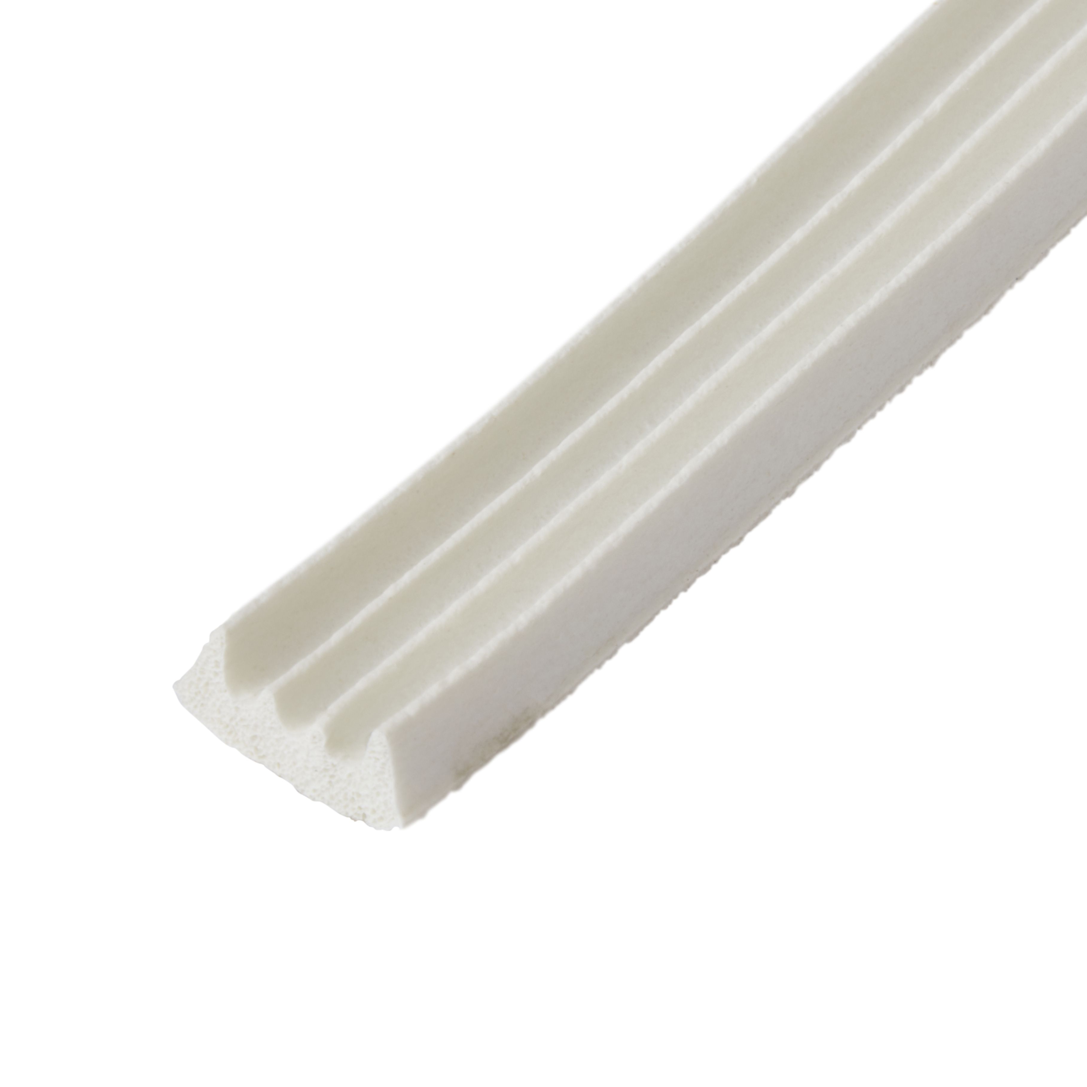 Diall White Self-adhesive Draught seal (L)6m (W)9mm (T)4mm