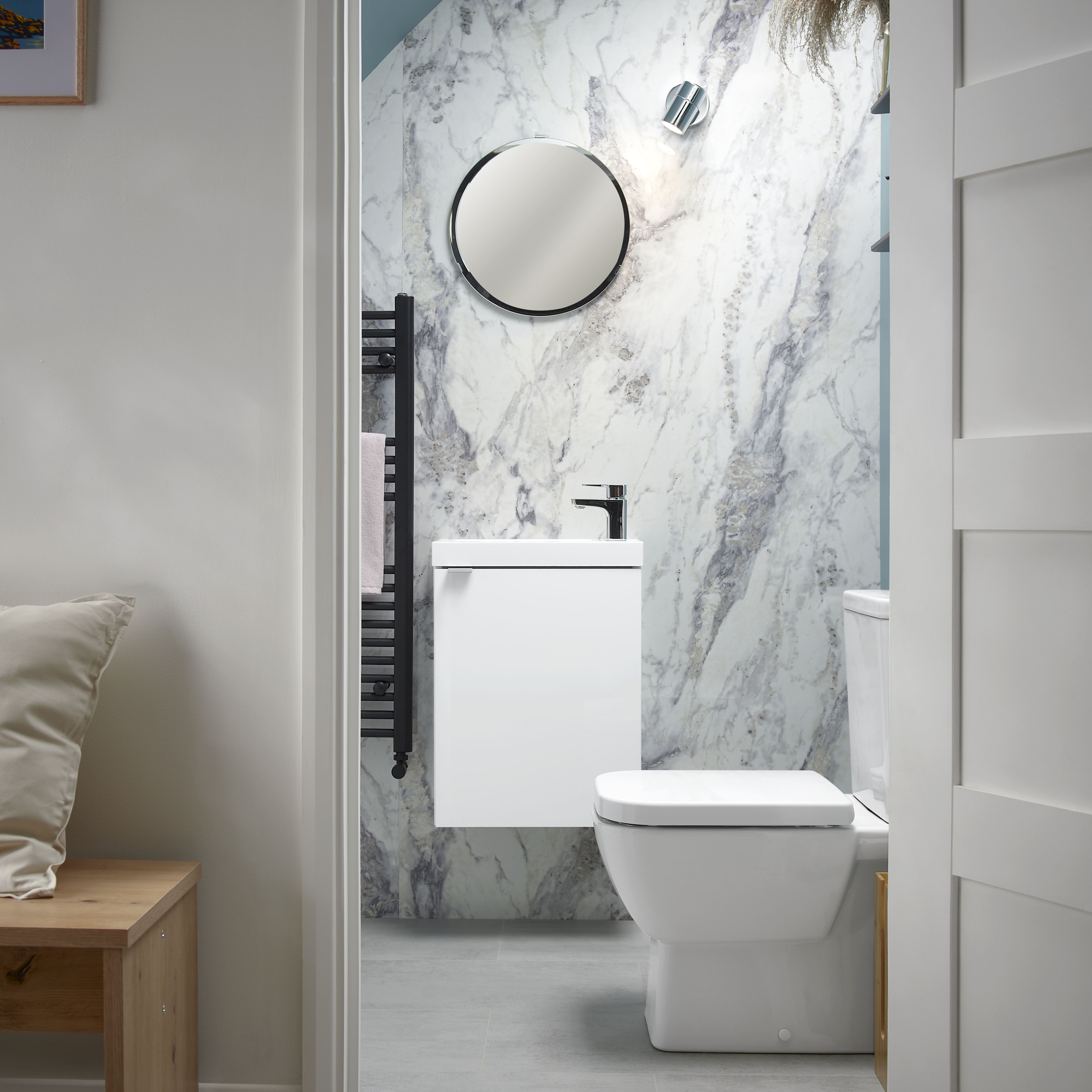 Dunnet Round Wall-mounted Bathroom Mirror (H)40cm (W)40cm
