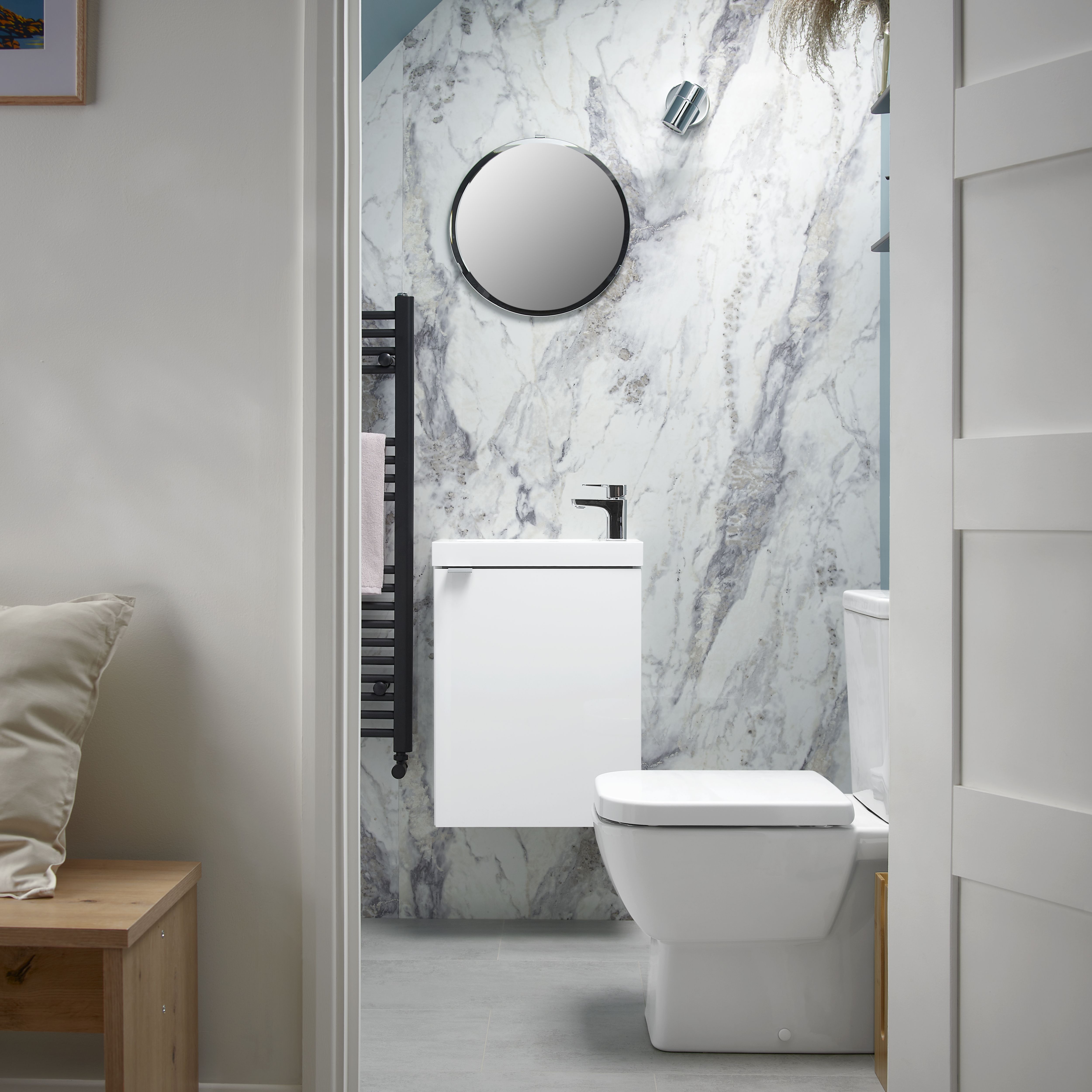 Dunnet Round Wall-mounted Bathroom Mirror (H)40cm (W)40cm