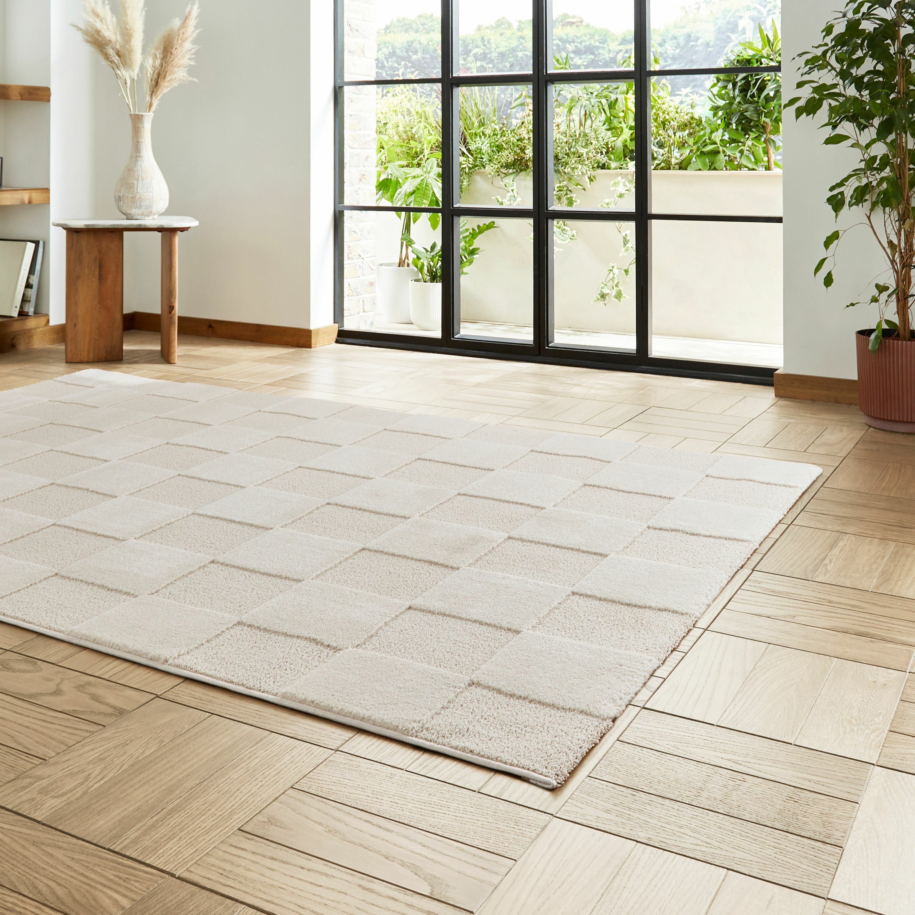 Elio Beige Checkerboard 3D effect Medium Rug, (L)170cm x (W)120cm