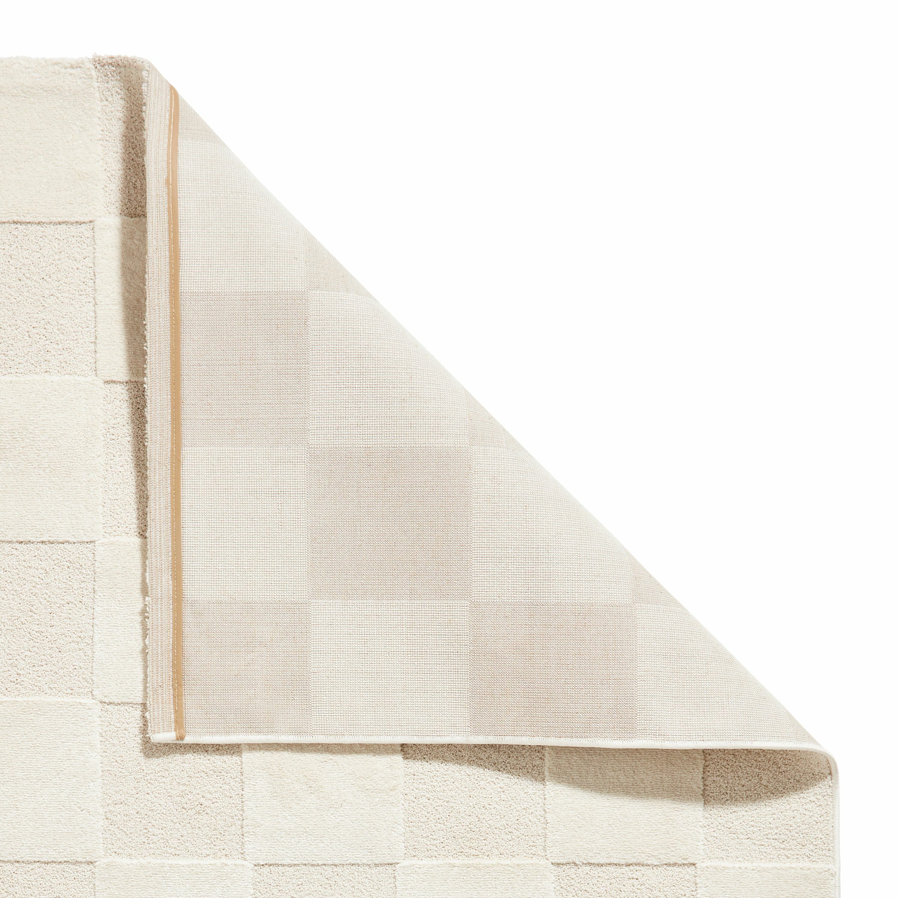 Elio Beige Checkerboard 3D effect Medium Rug, (L)170cm x (W)120cm