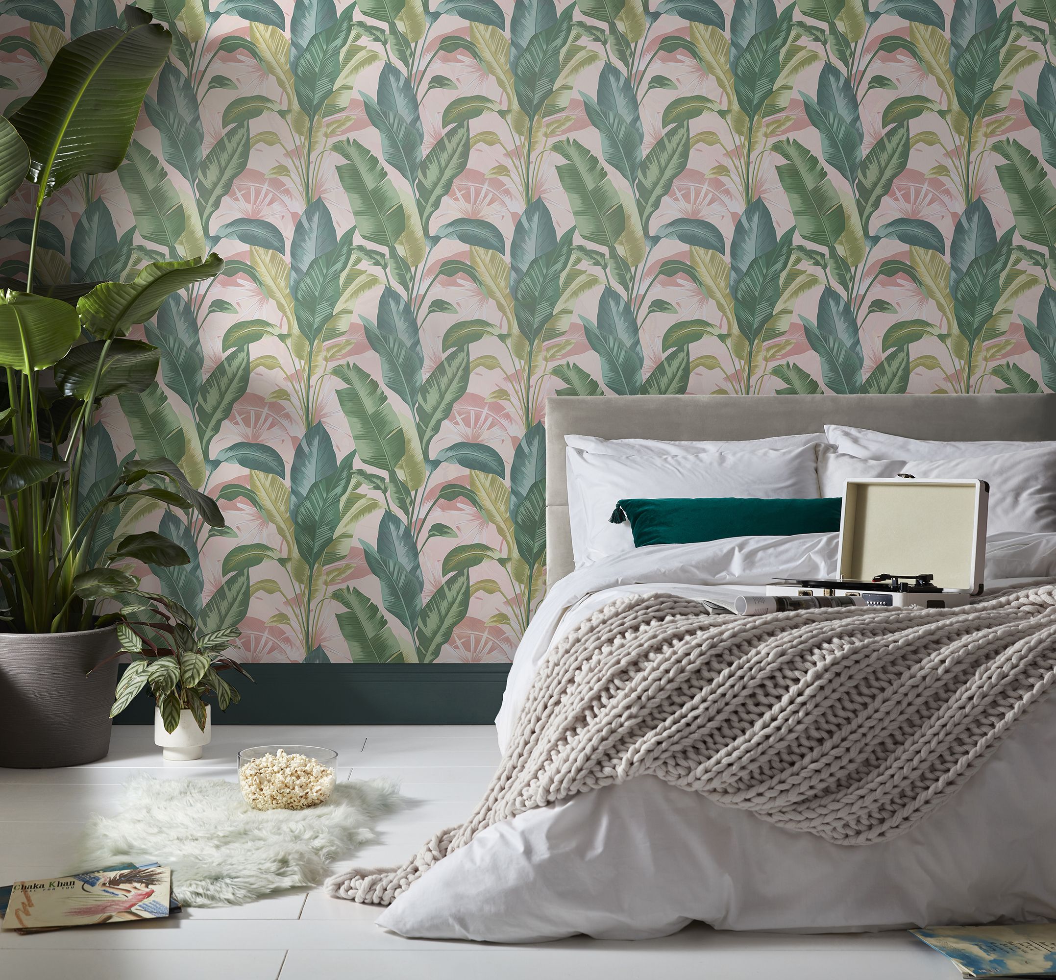 Envy Leaf It Out Sunrise Tropical Smooth Wallpaper