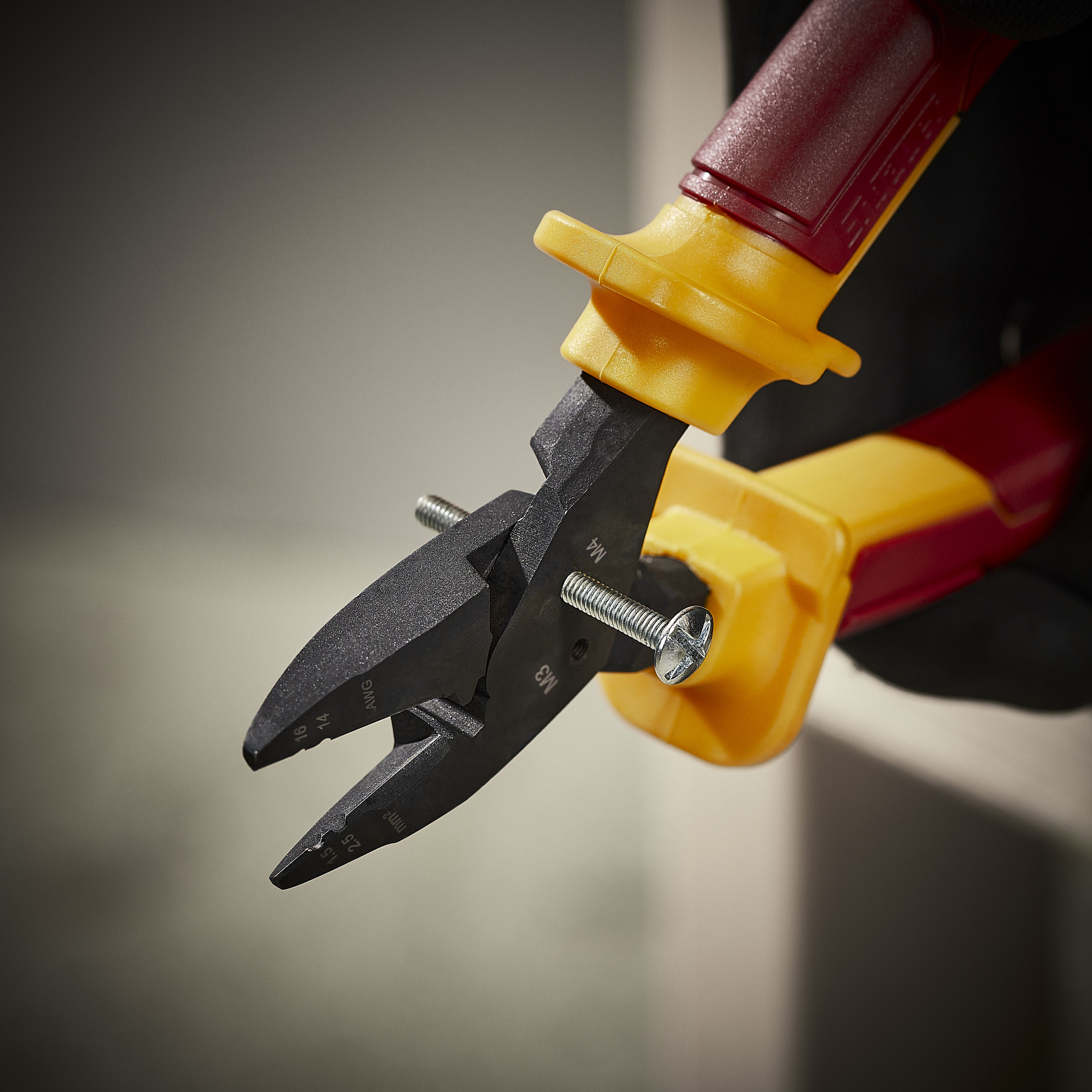 Erbauer 190mm Red Diagonal/side cutter