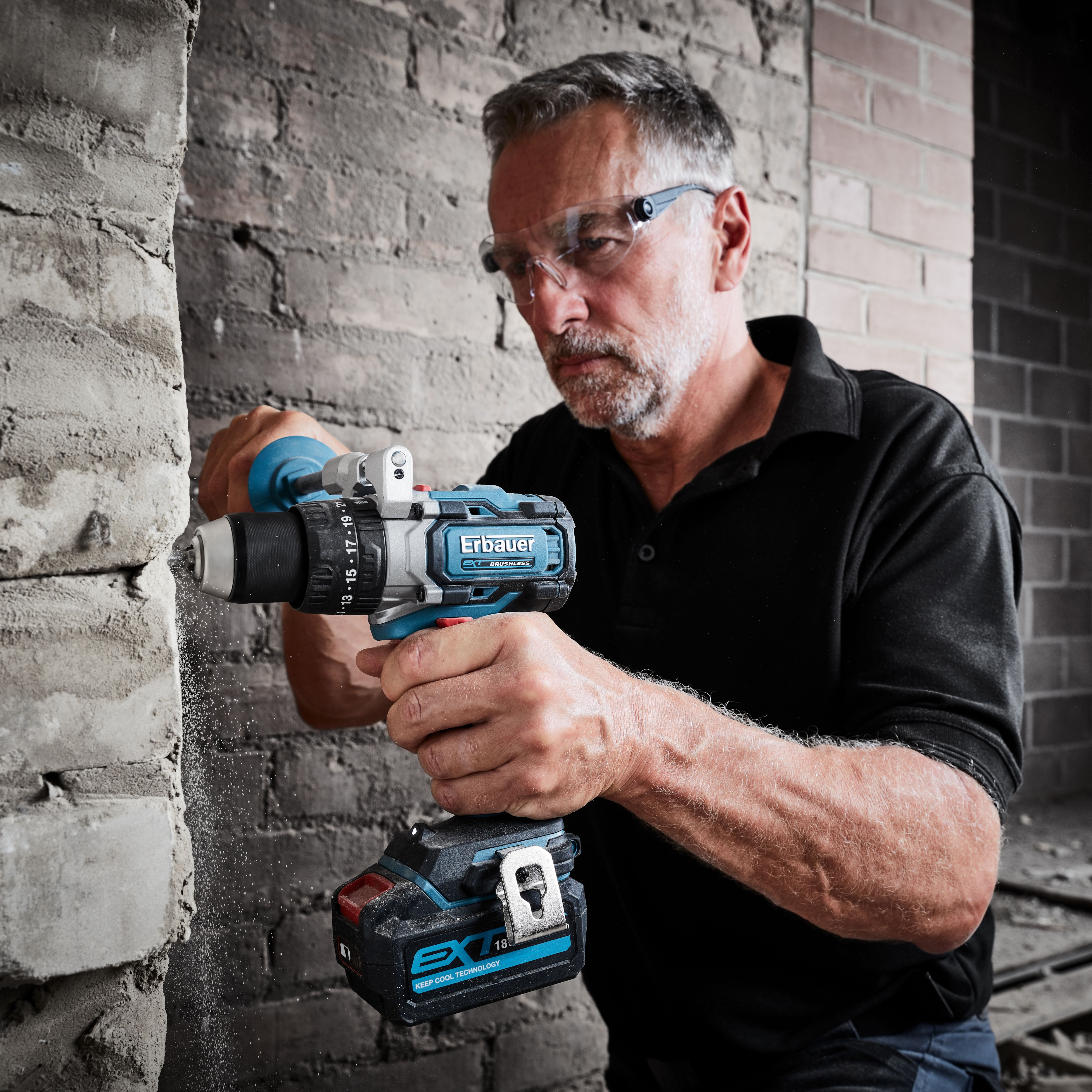 Erbauer Combi drill