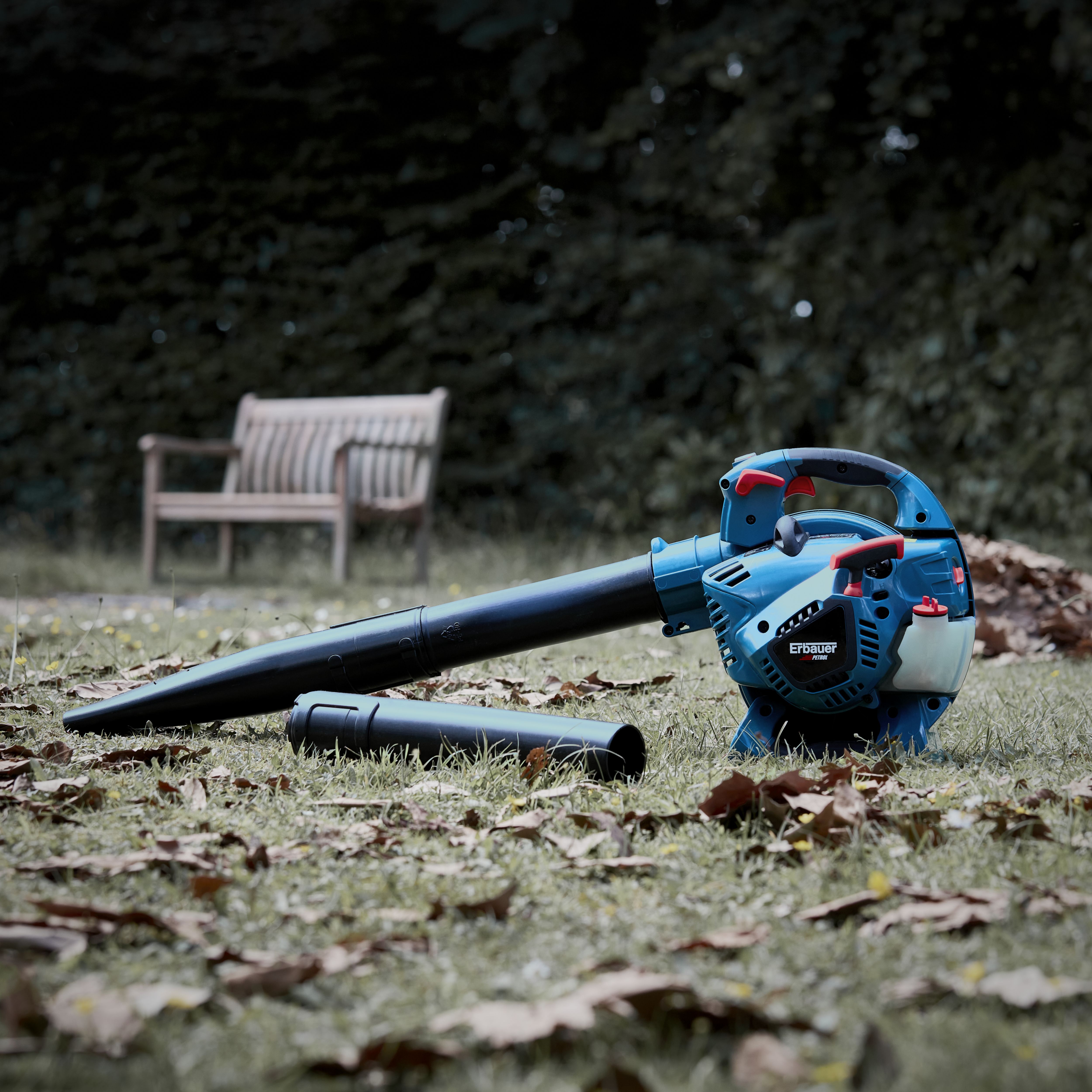Erbauer EBP28 Petrol Garden blower