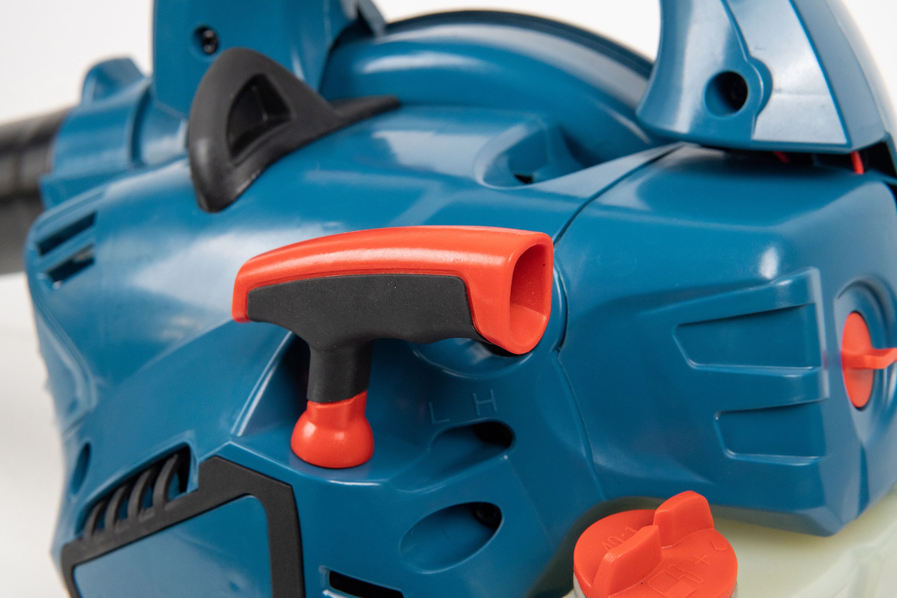 Erbauer EBP28 Petrol Garden blower
