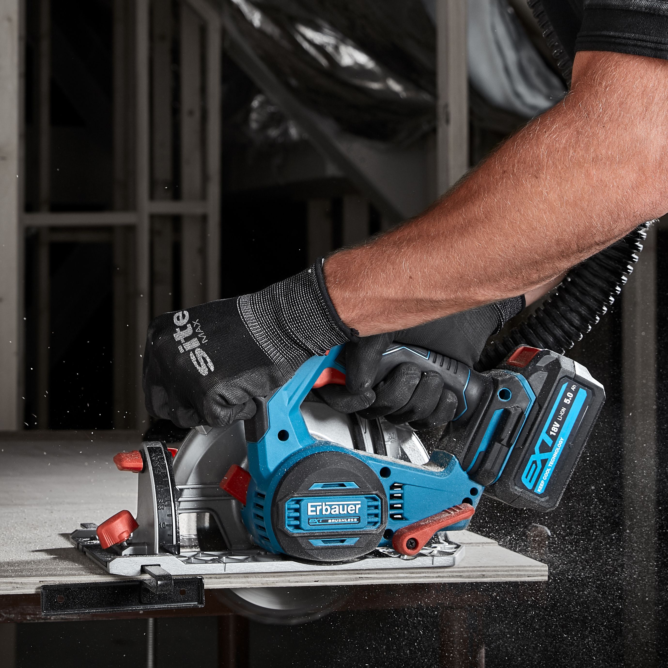 Erbauer EXT 18V 165mm Cordless Circular saw ECS18 Li Bare