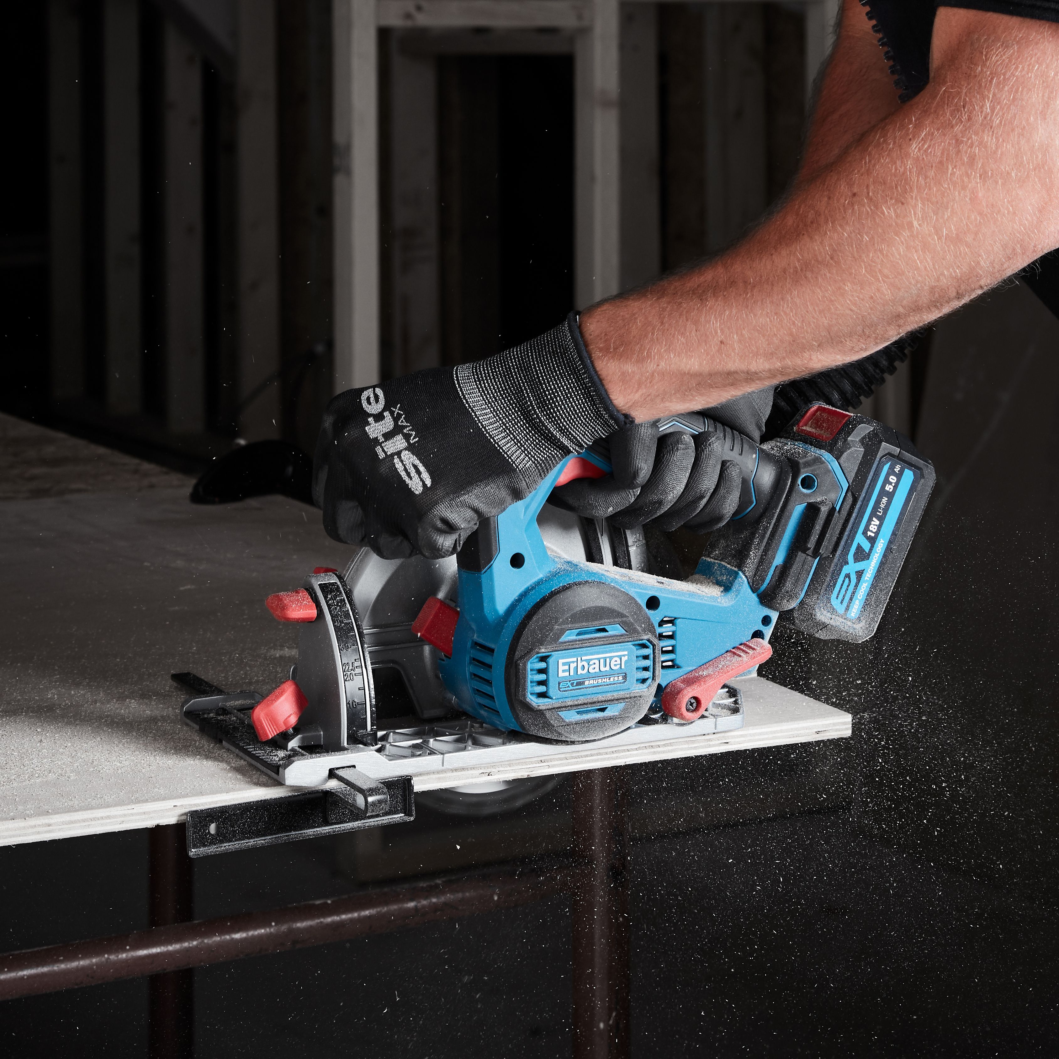 Erbauer EXT 18V 165mm Cordless Circular saw ECS18-Li - Bare