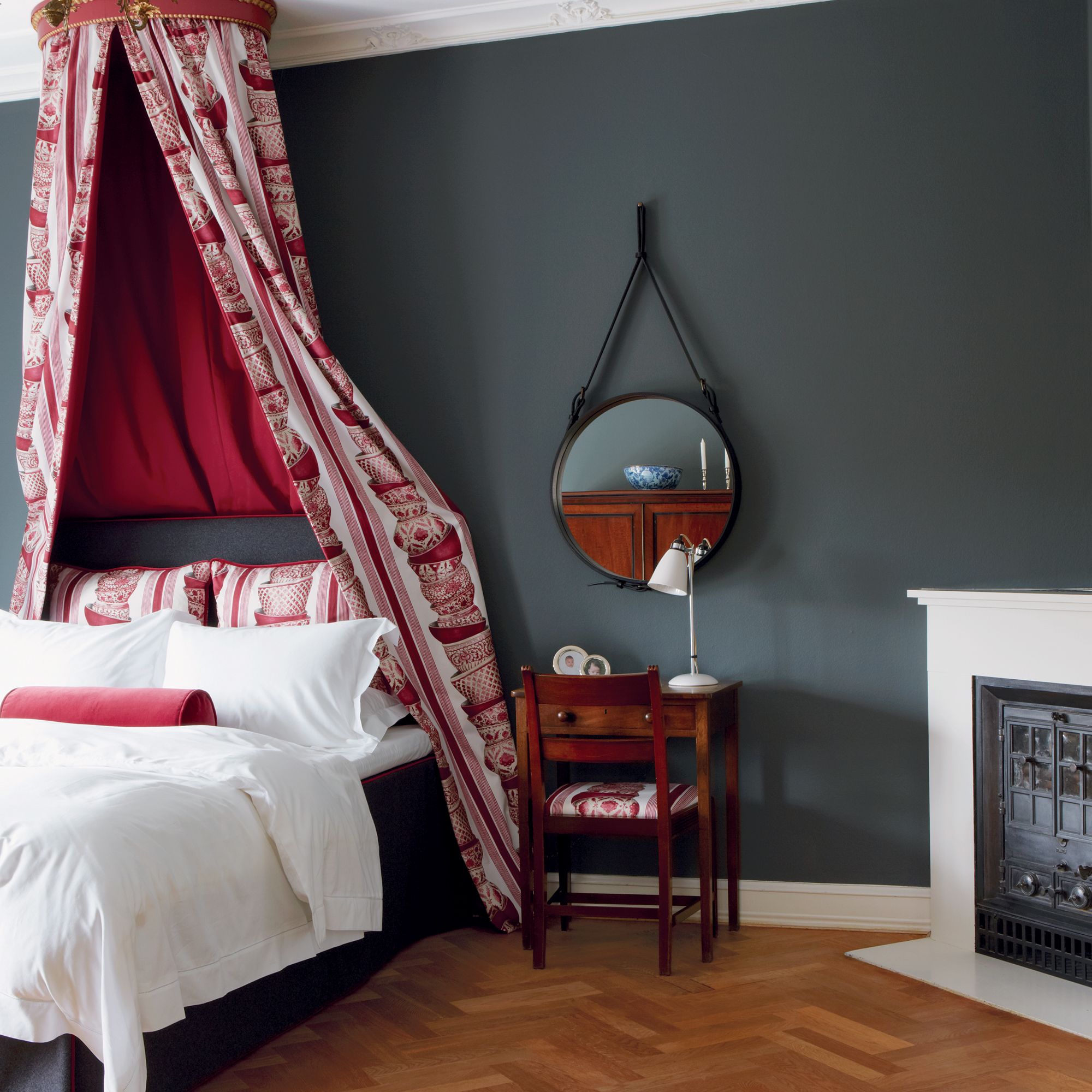 Farrow & Ball Down Pipe No.26 Flat eggshell Multi-surface Topcoat Paint, 750ml Tin