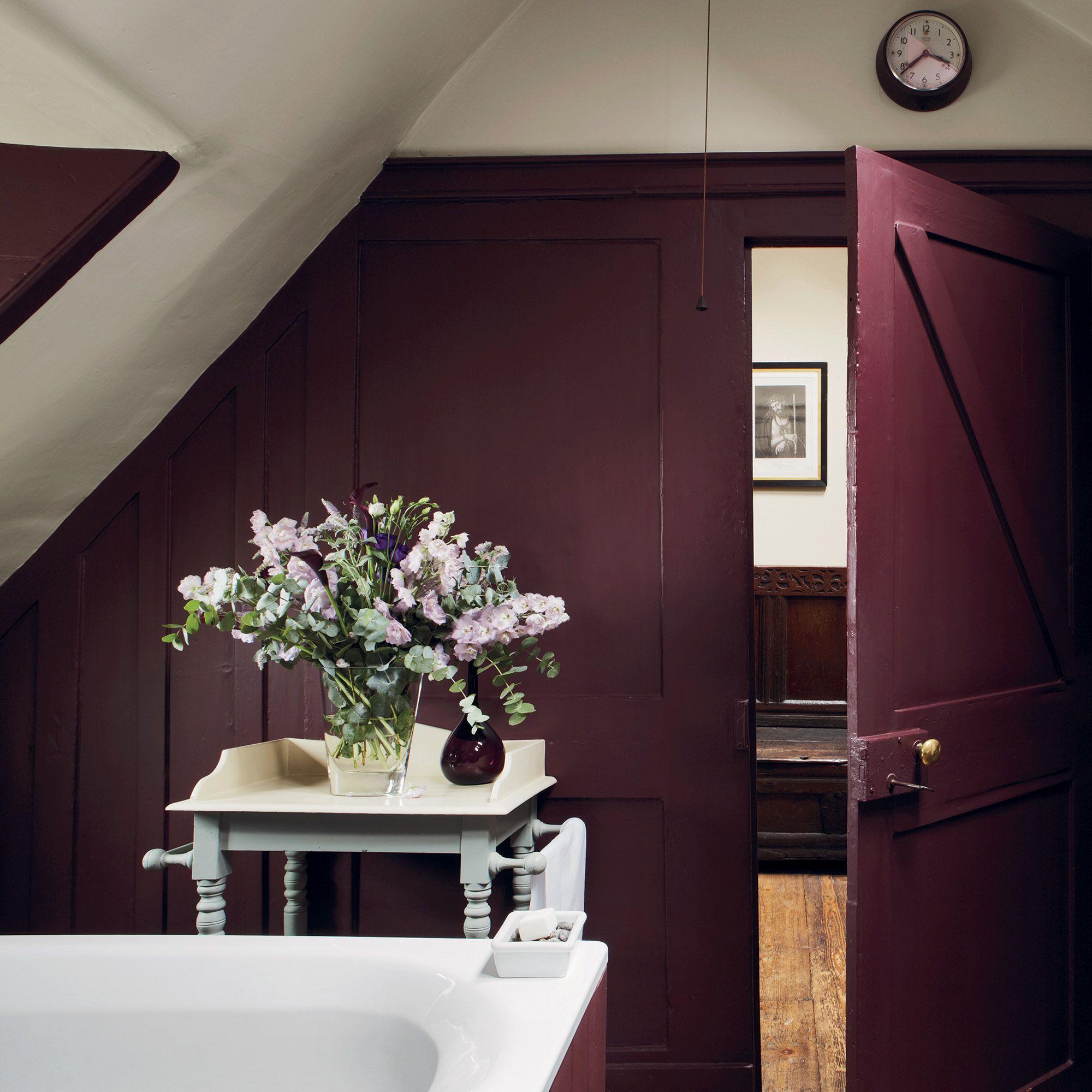 Farrow & Ball Modern Brinjal No.222 Matt Emulsion paint, 2.5L