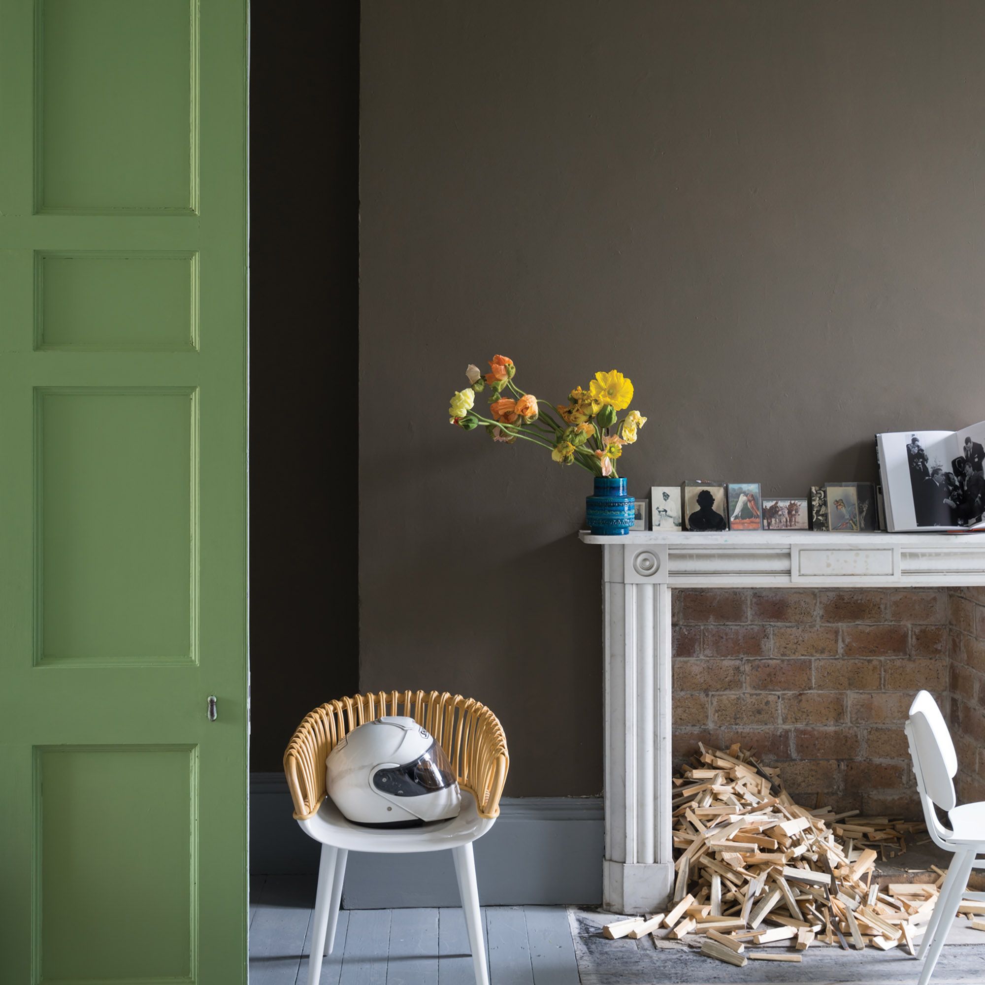 Farrow & Ball Modern Salon Drab No.290 Eggshell Paint, 750ml