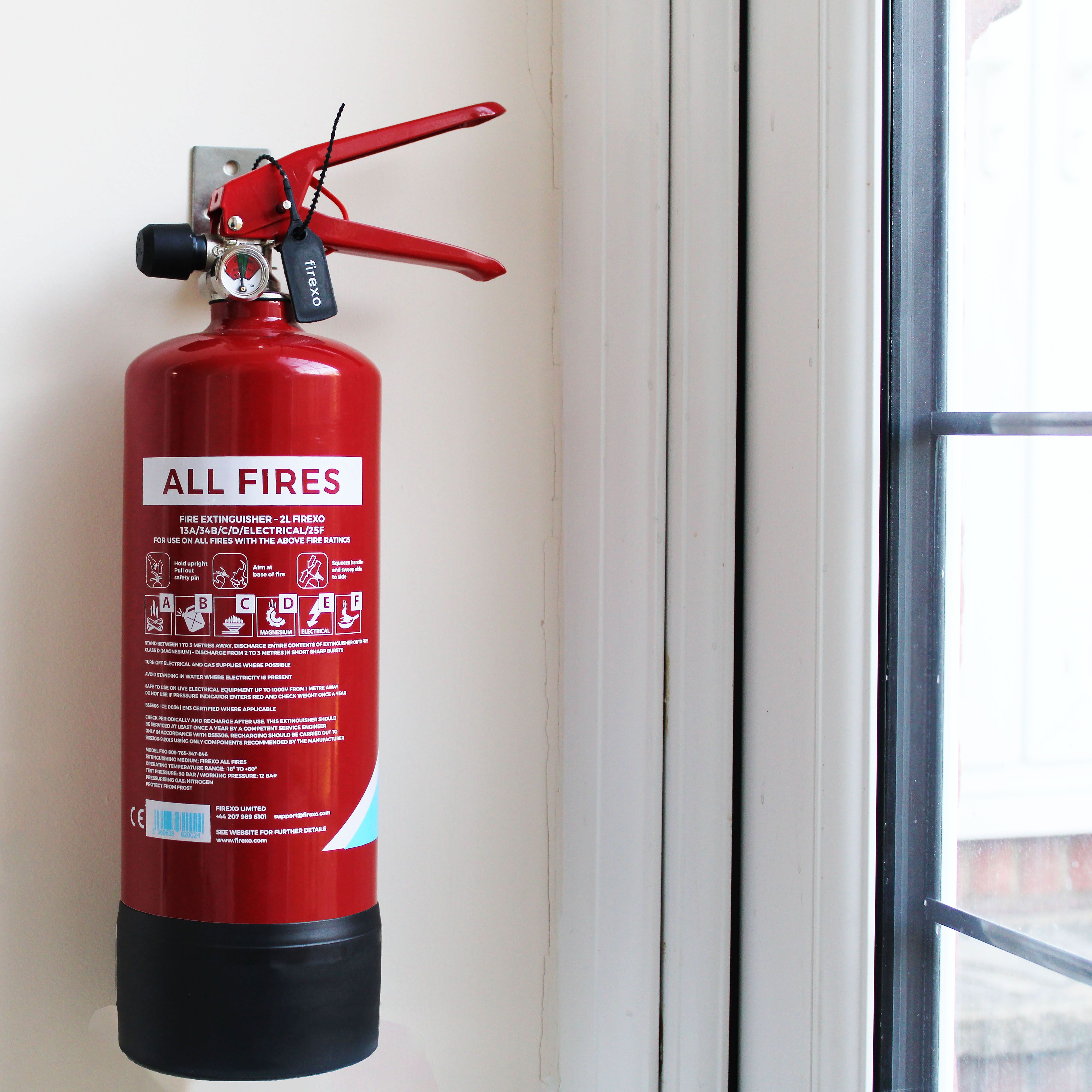 Firexo Fire extinguisher 3.82kg 2L