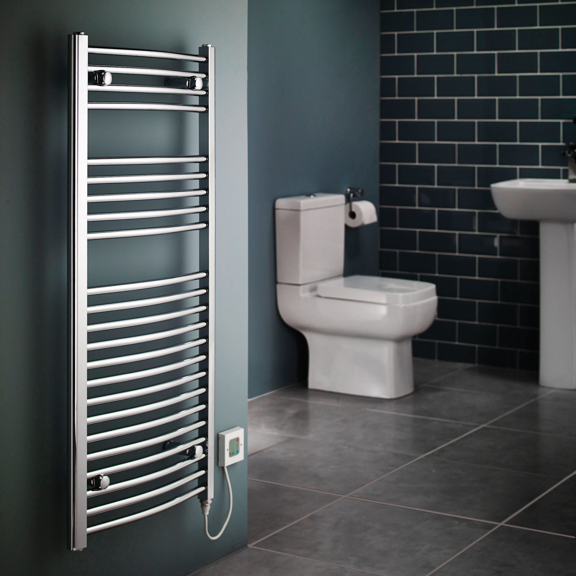 Flomasta Galene Chrome effect Curved Towel warmer (W)500mm x (H)1100mm