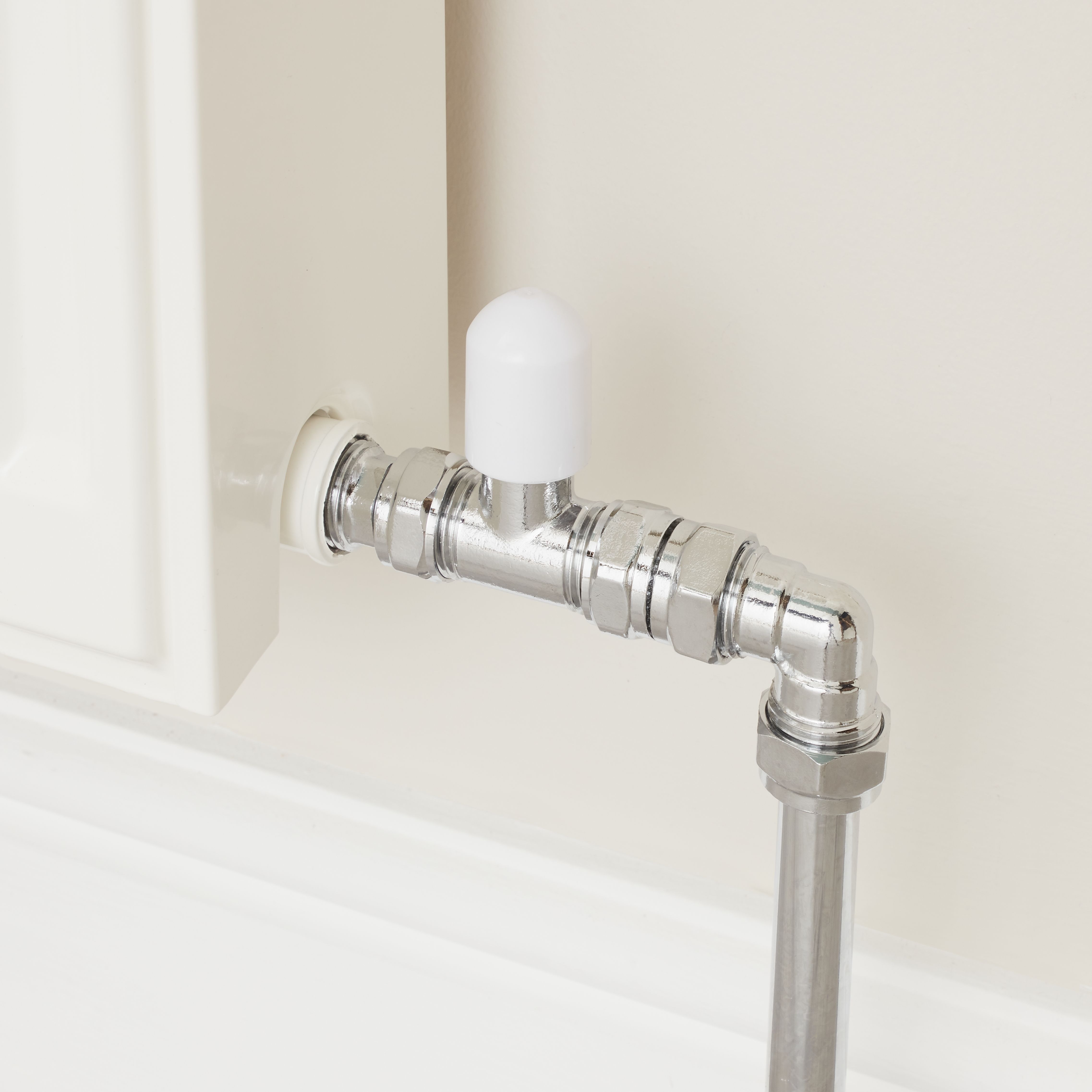 Flomasta Polished Straight Thermostatic Radiator valve & lockshield (Dia)15mm x ½"