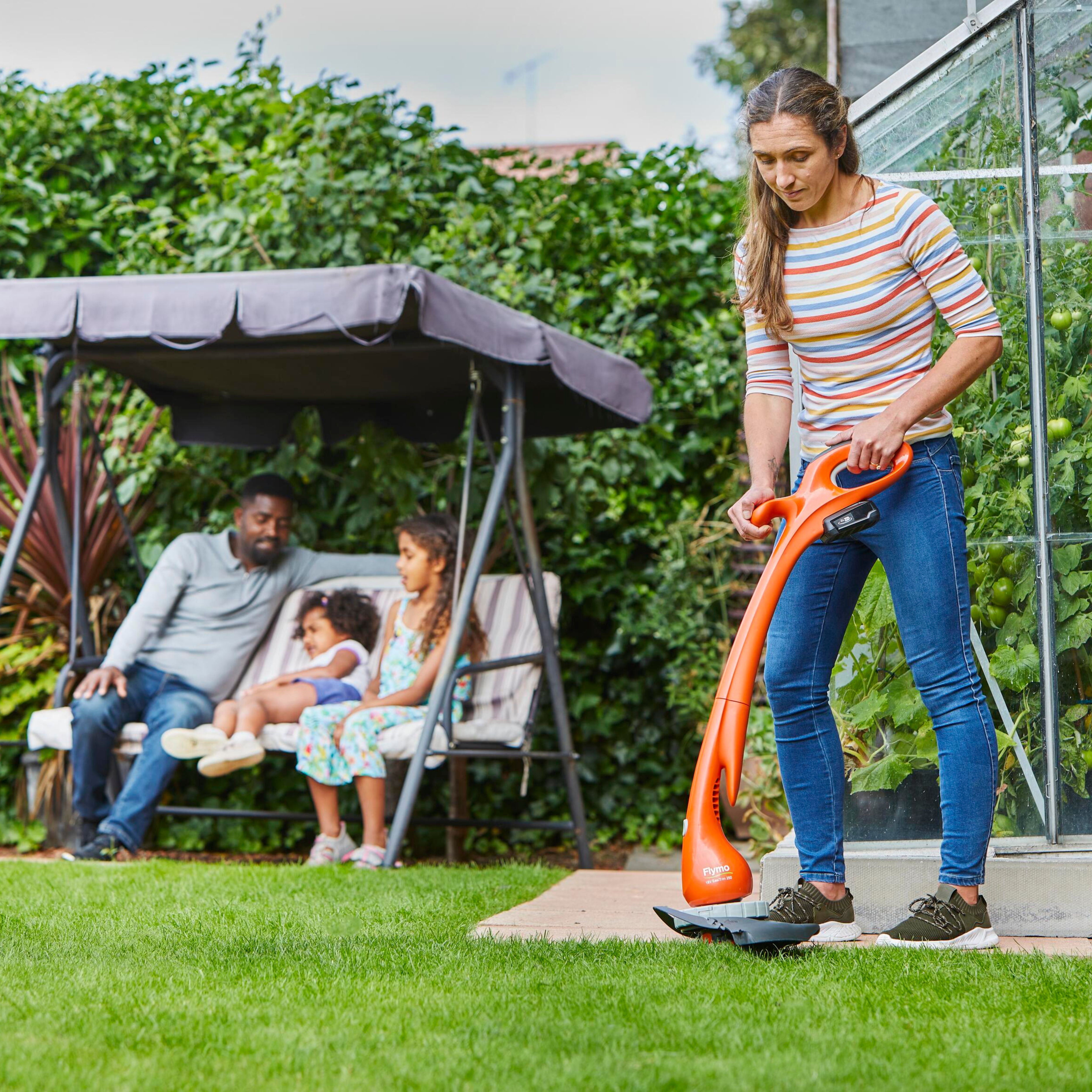 Flymo EasiTrim 250 18V 250mm Cordless Grass trimmer