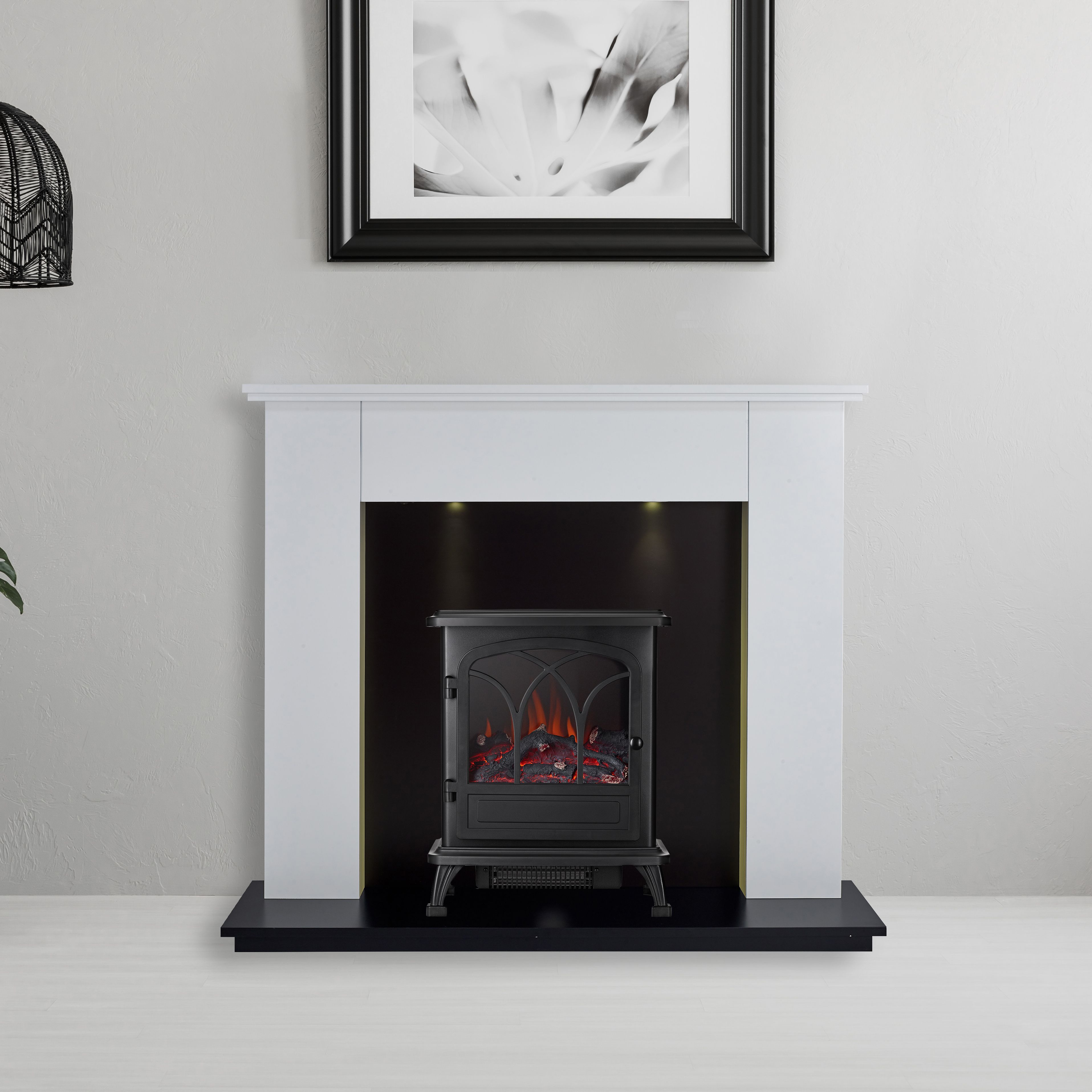 Focal Point Lashenden White & Black Fire surround set with Lights included