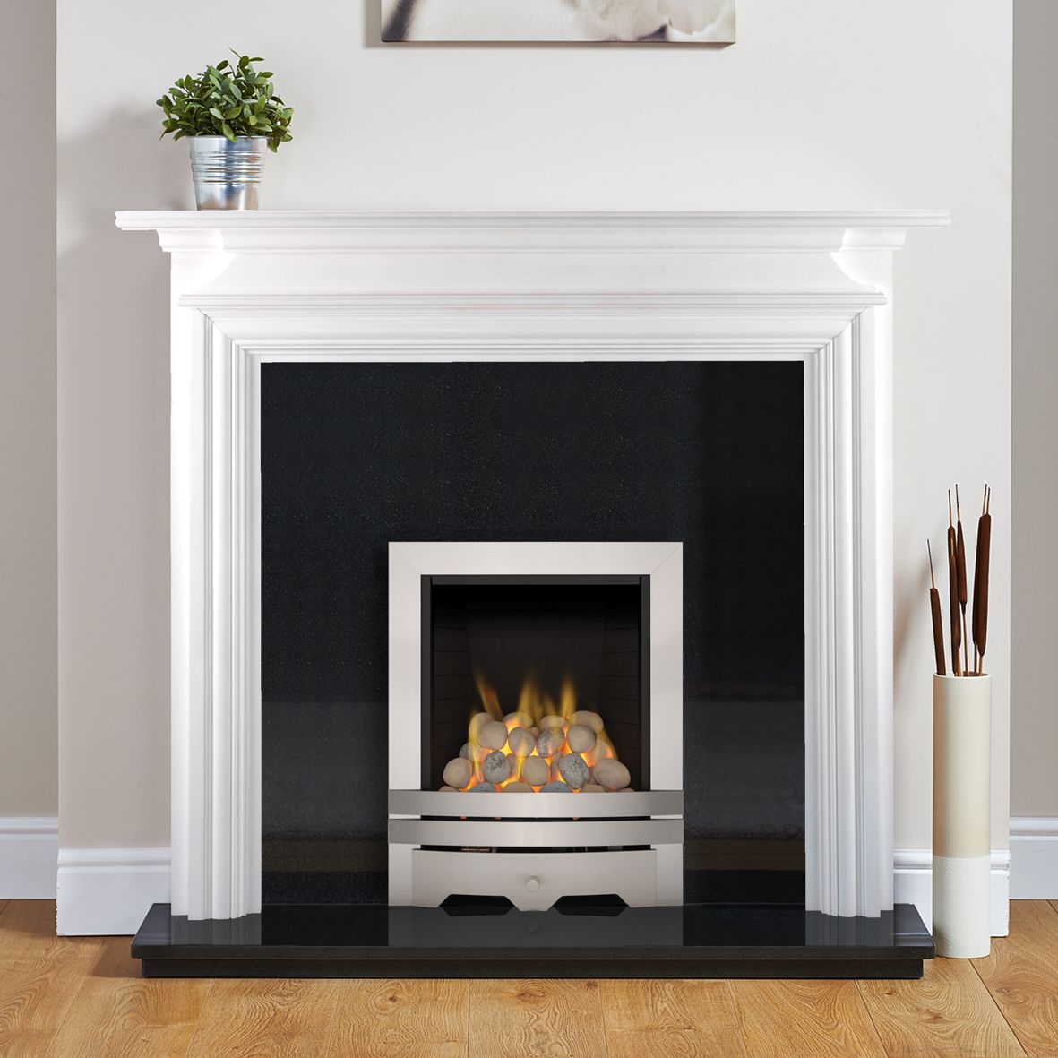 Focal Point Regent White Fire surround