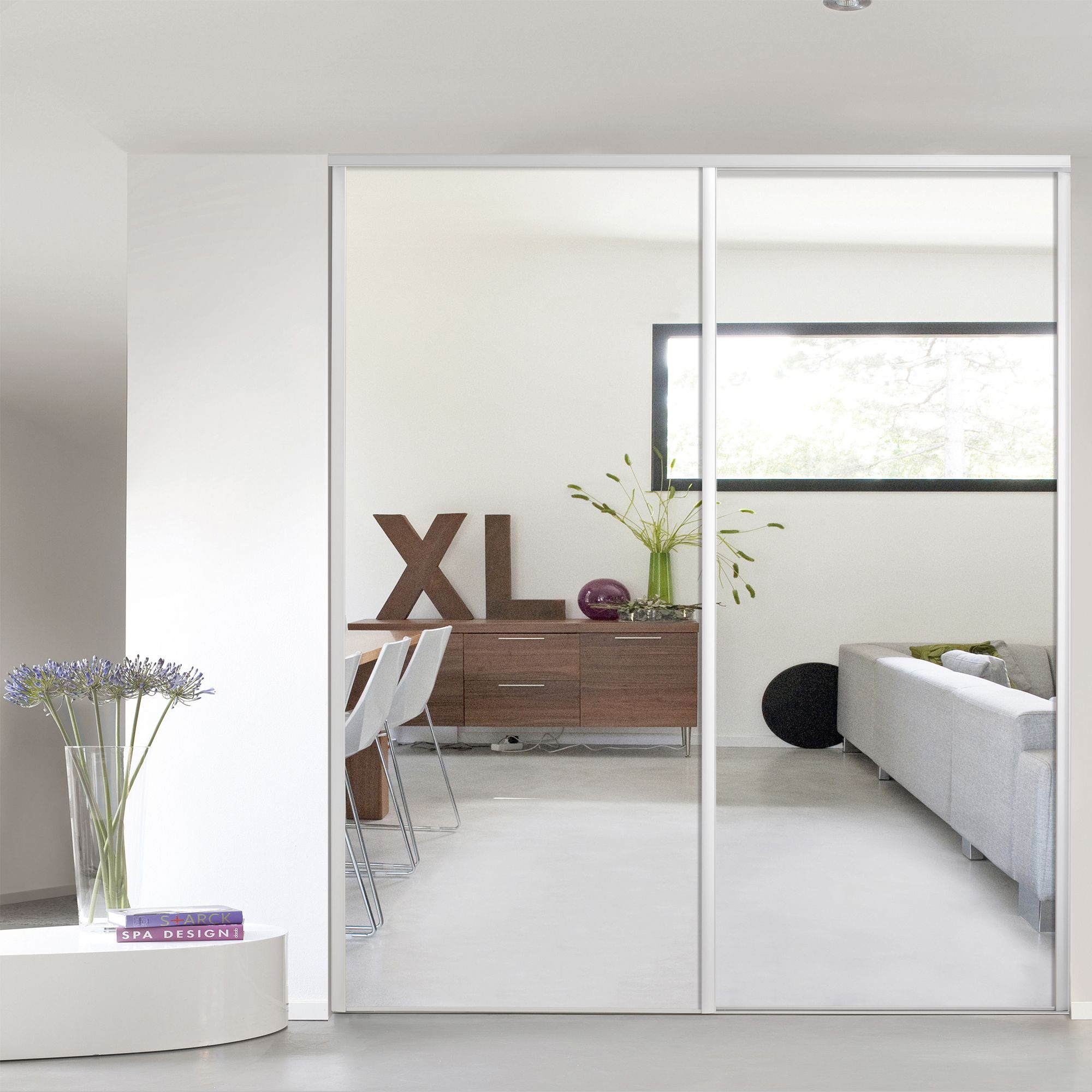 Form Valla Single panel Mirrored Sliding wardrobe door, (H) 2500mm x (W) 922mm