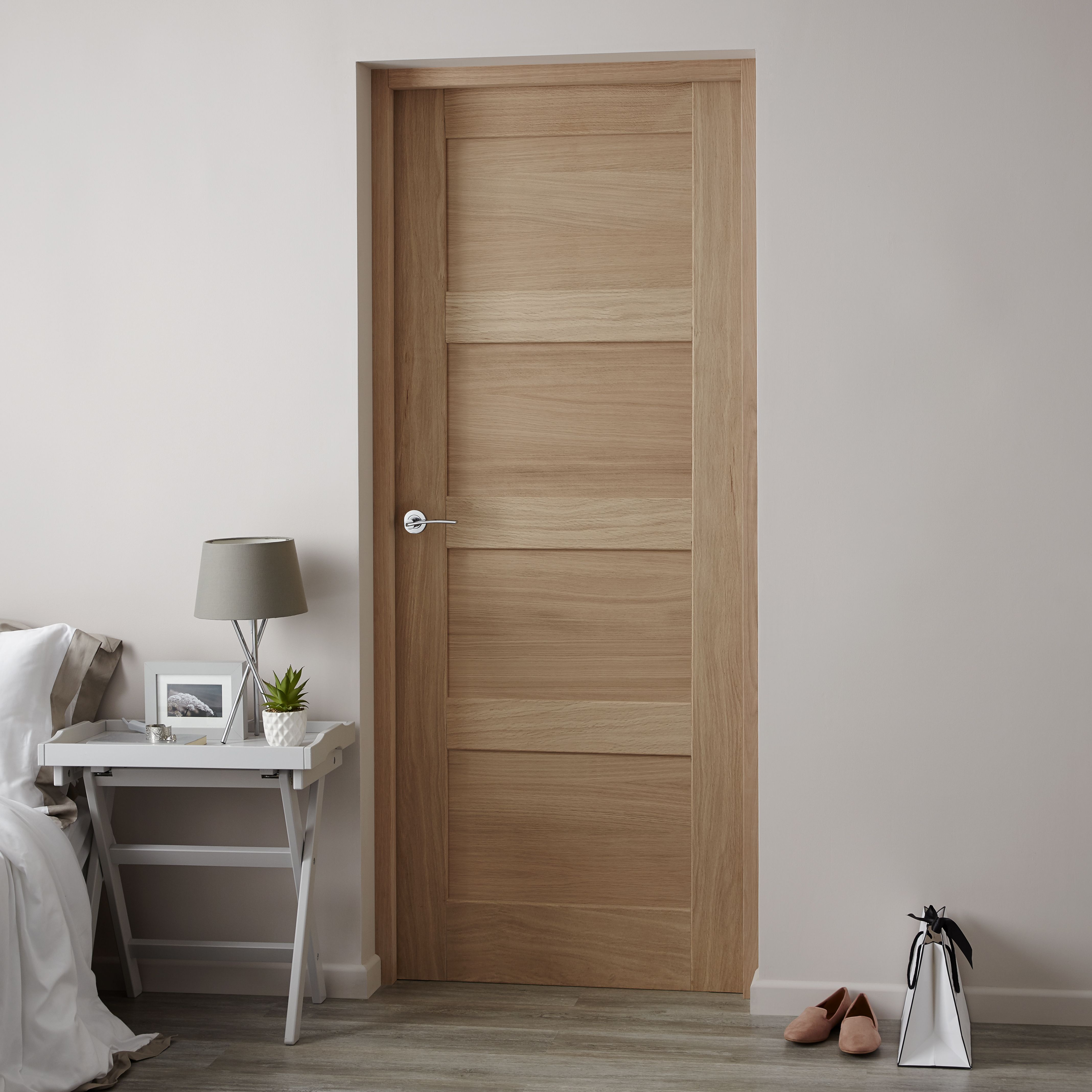 Fortia 4 panel Unglazed Shaker Natural Oak veneer Internal Timber Door, (H)1981mm (W)762mm (T)35mm